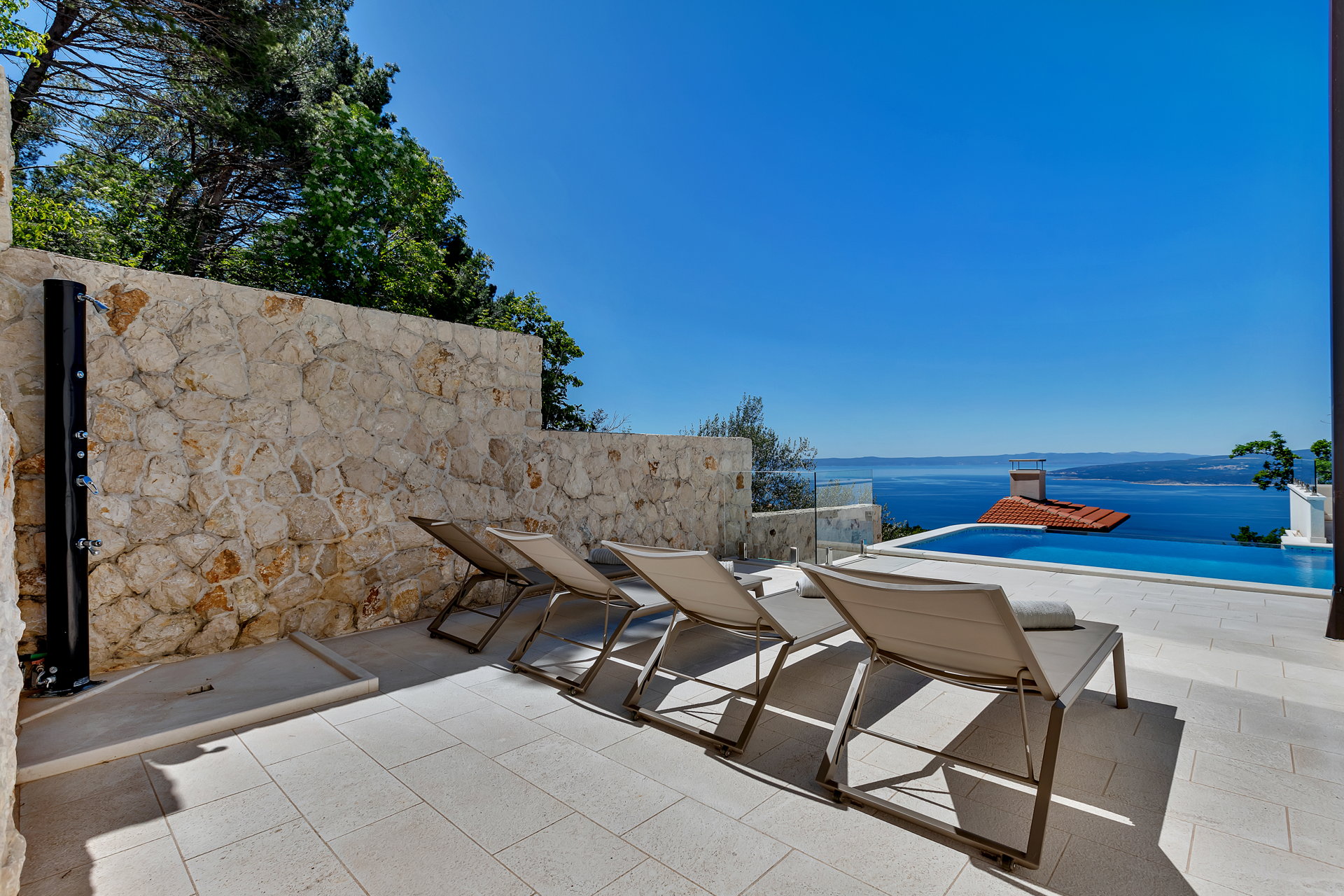 Villa Simply White with Pool