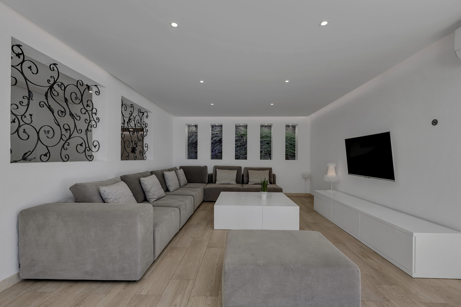 Villa Simply White with Pool