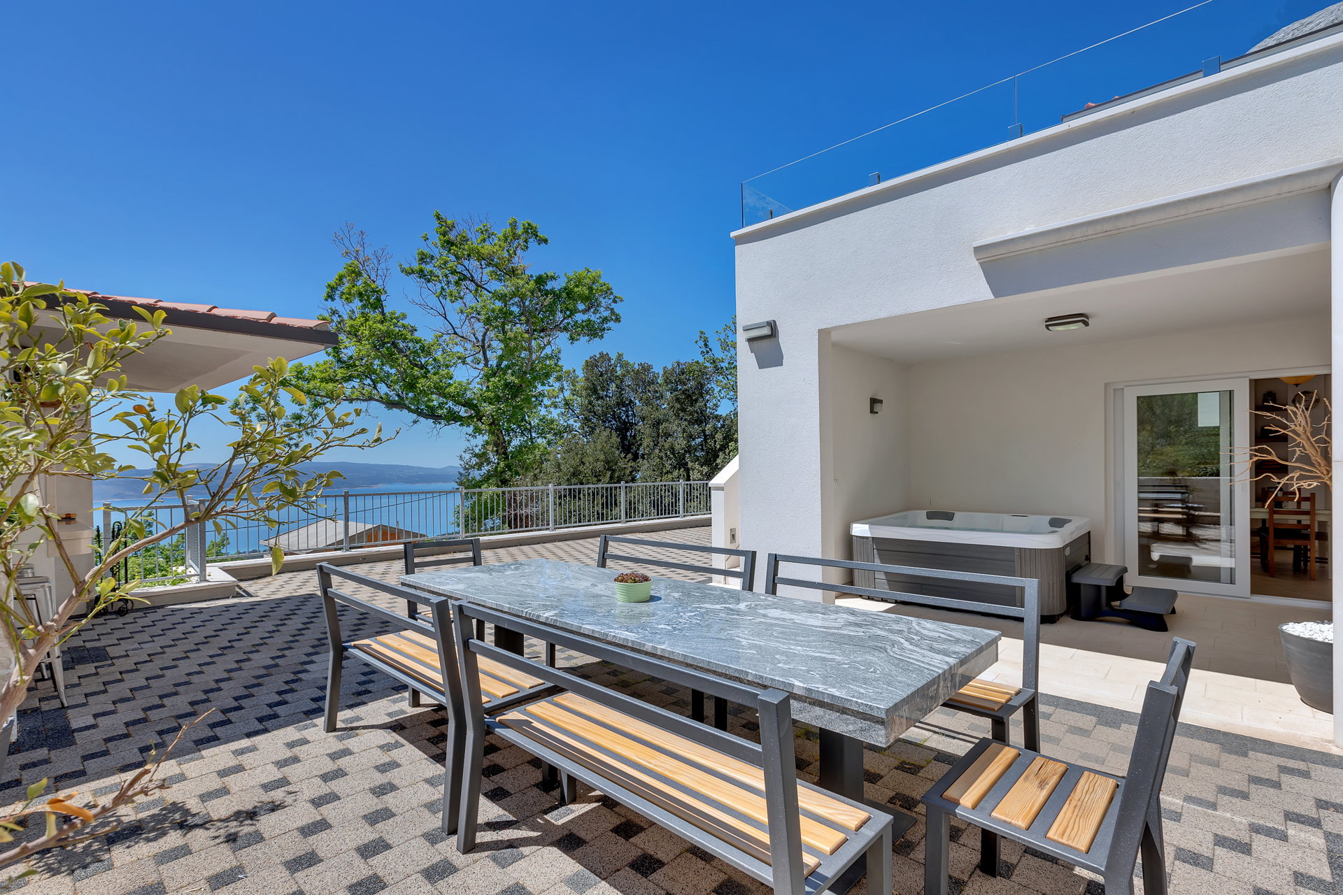 Villa Simply White with Pool