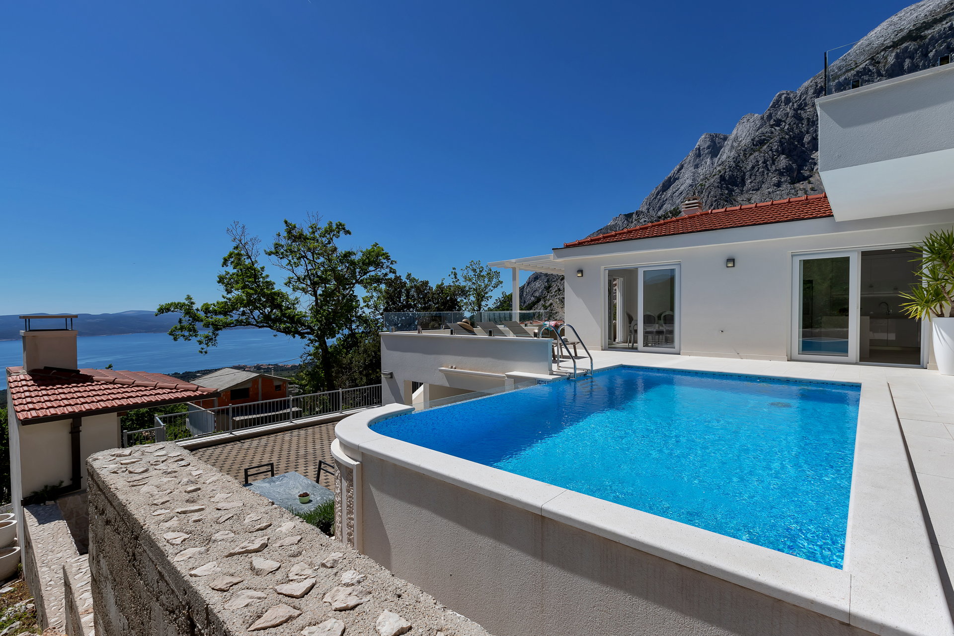 Villa Simply White with Pool