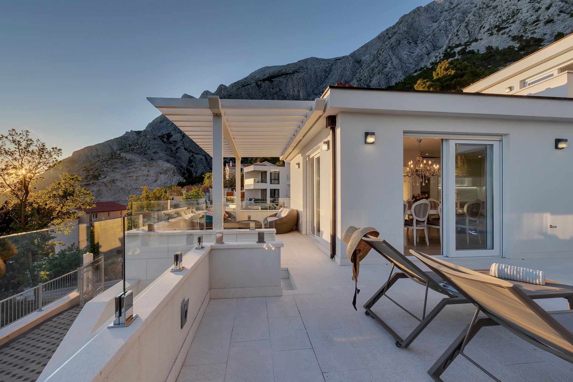 Villa Simply White with Pool