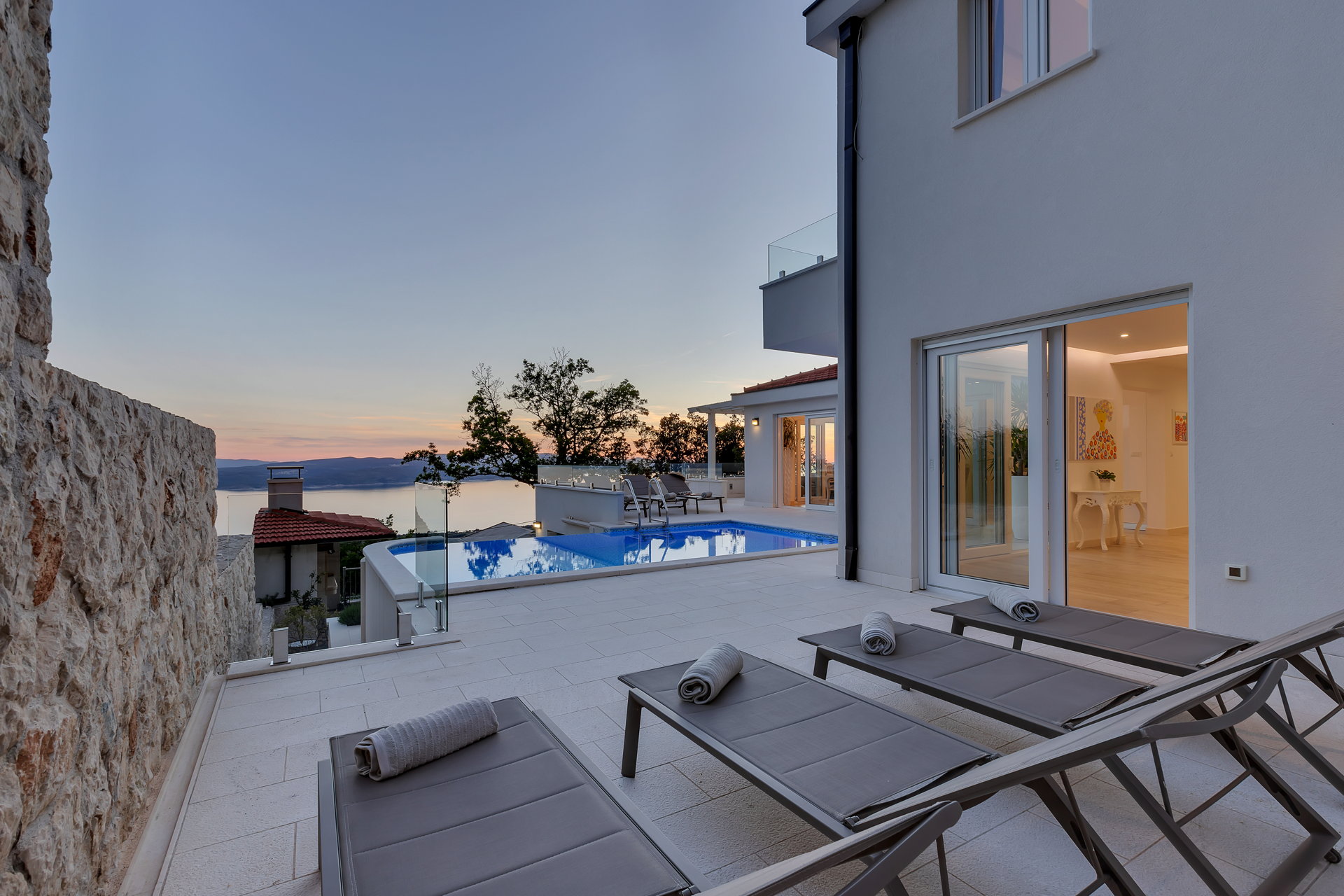 Villa Simply White with Pool