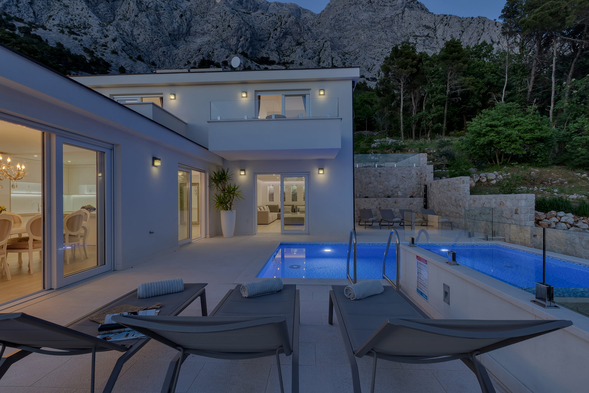 Villa Simply White with Pool