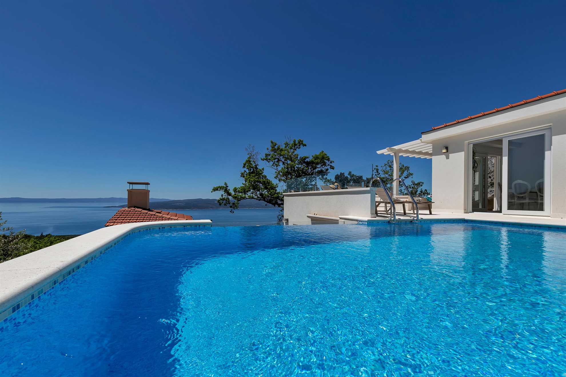Image of Villa Simply White with Pool