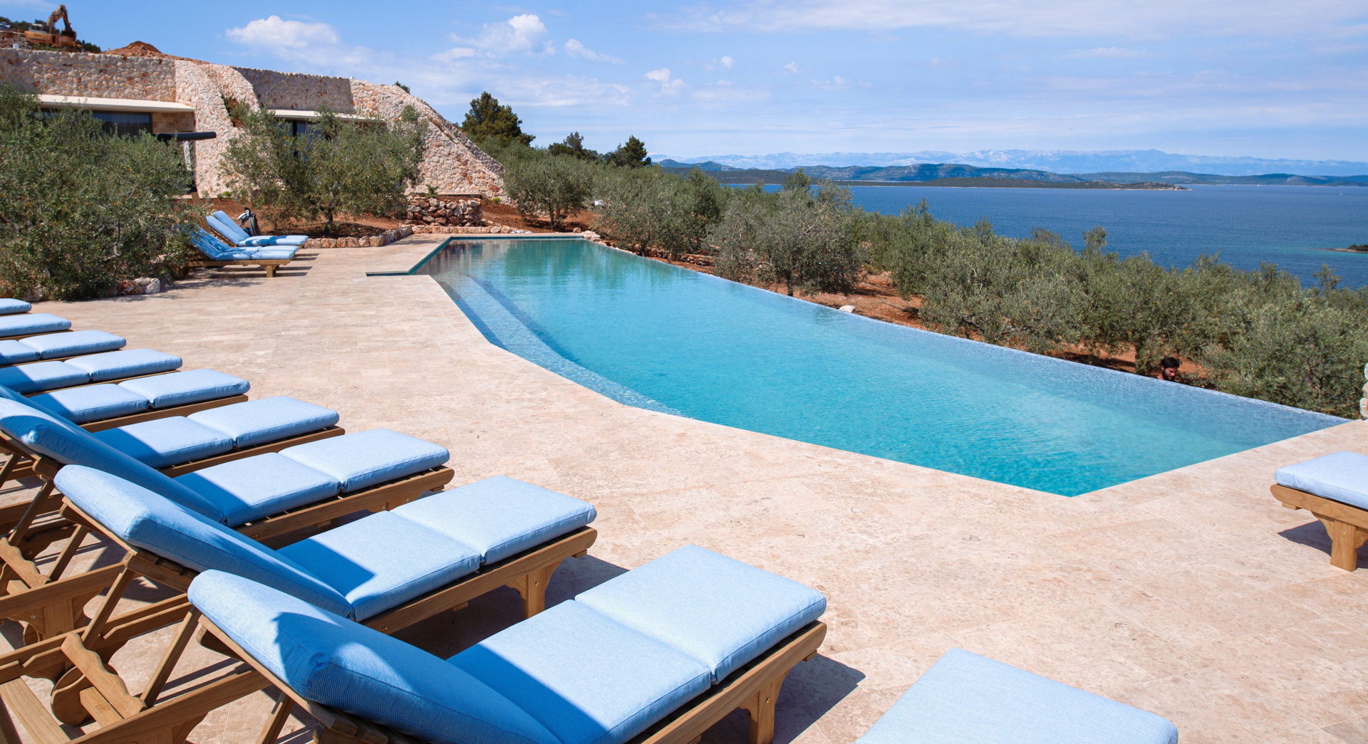 Luxury Villa Nai with Pool