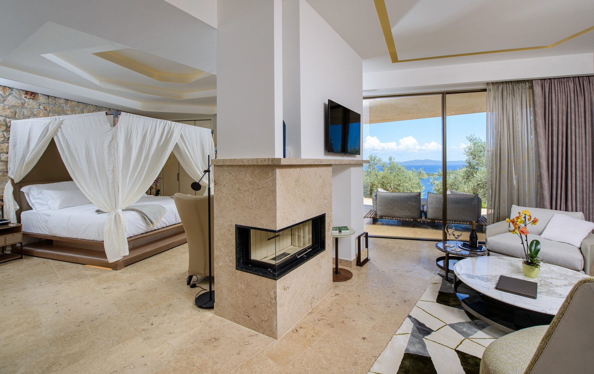 Luxury Villa Nai with Pool