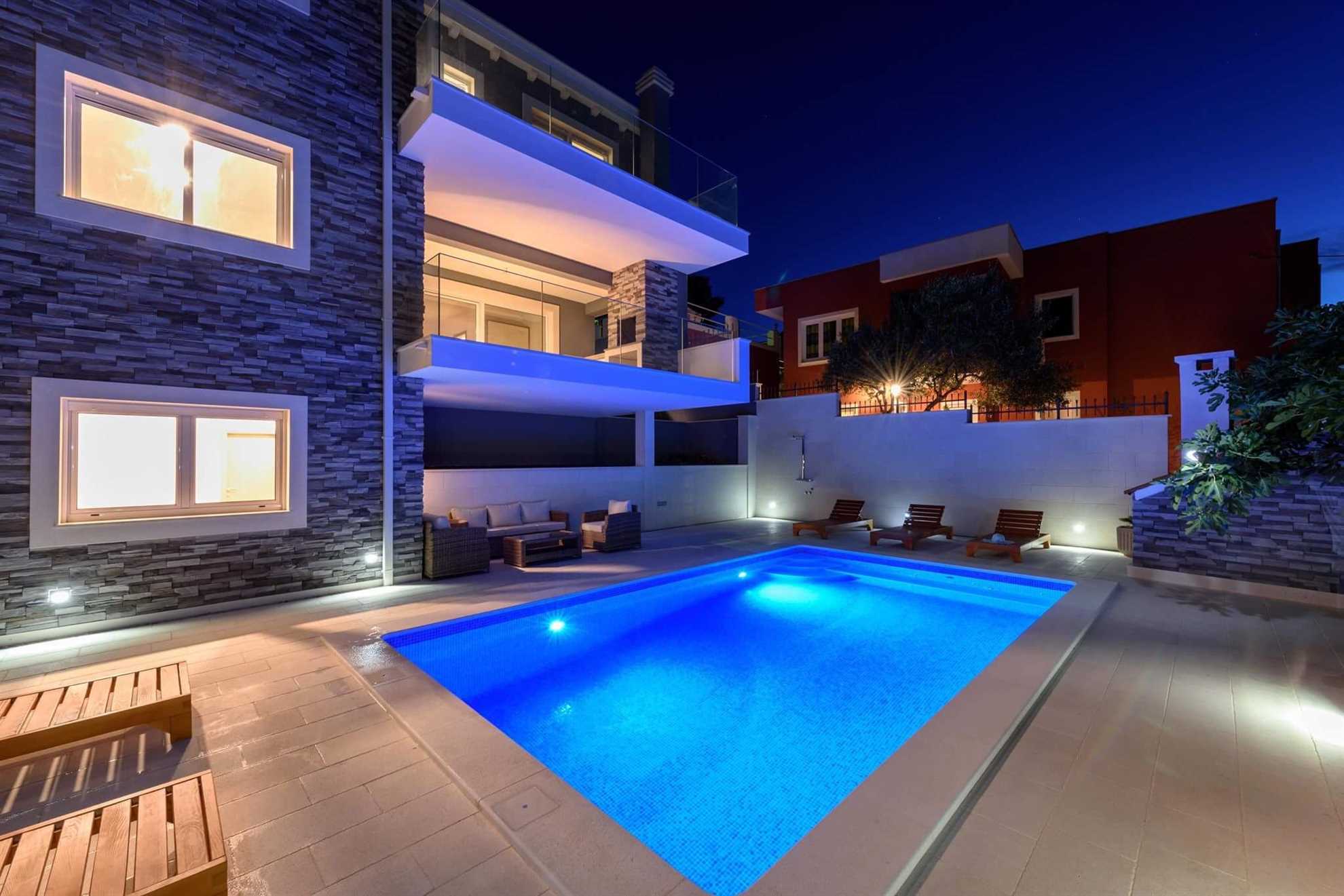 Villa Summer Breeze with Pool
