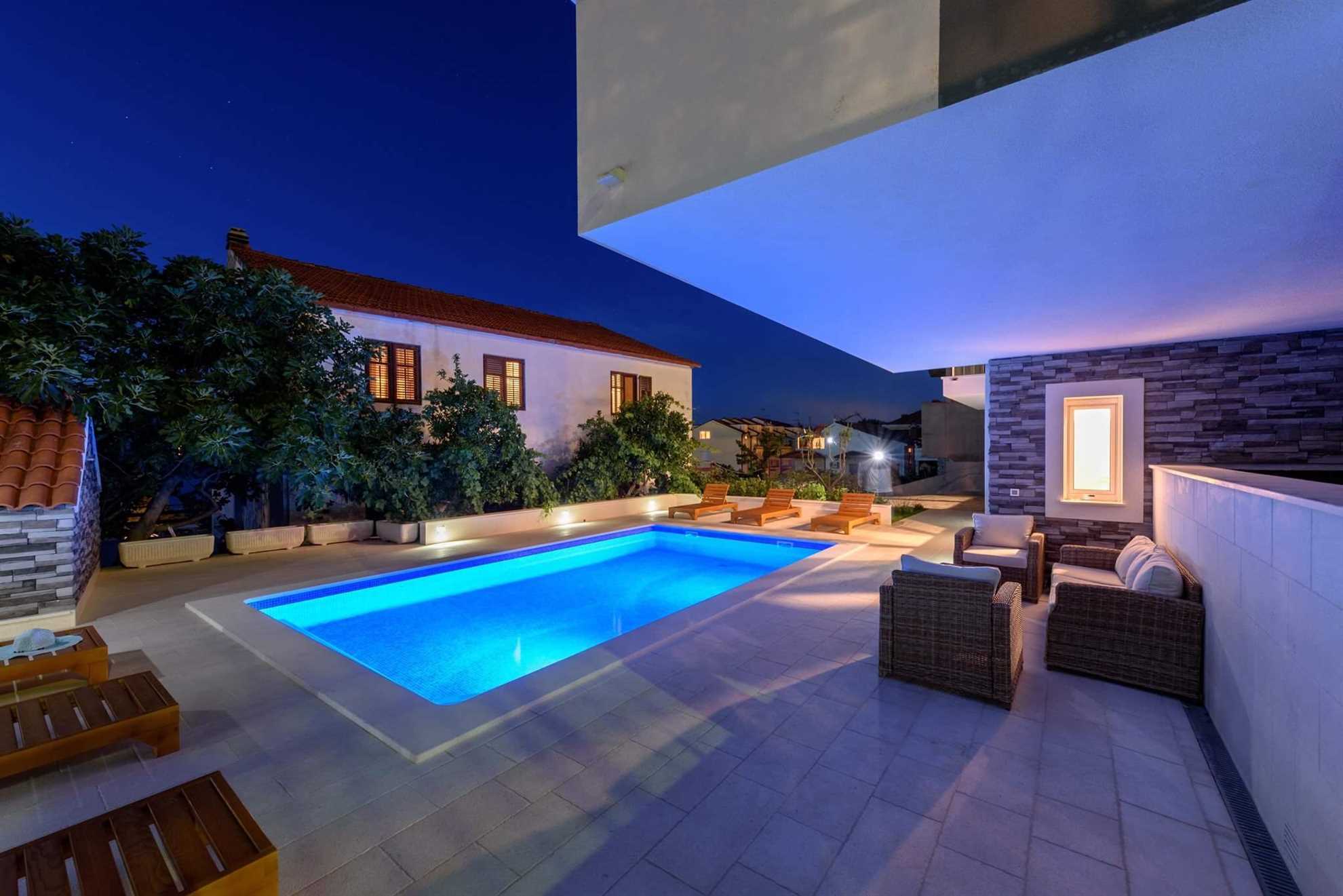 Villa Summer Breeze with Pool