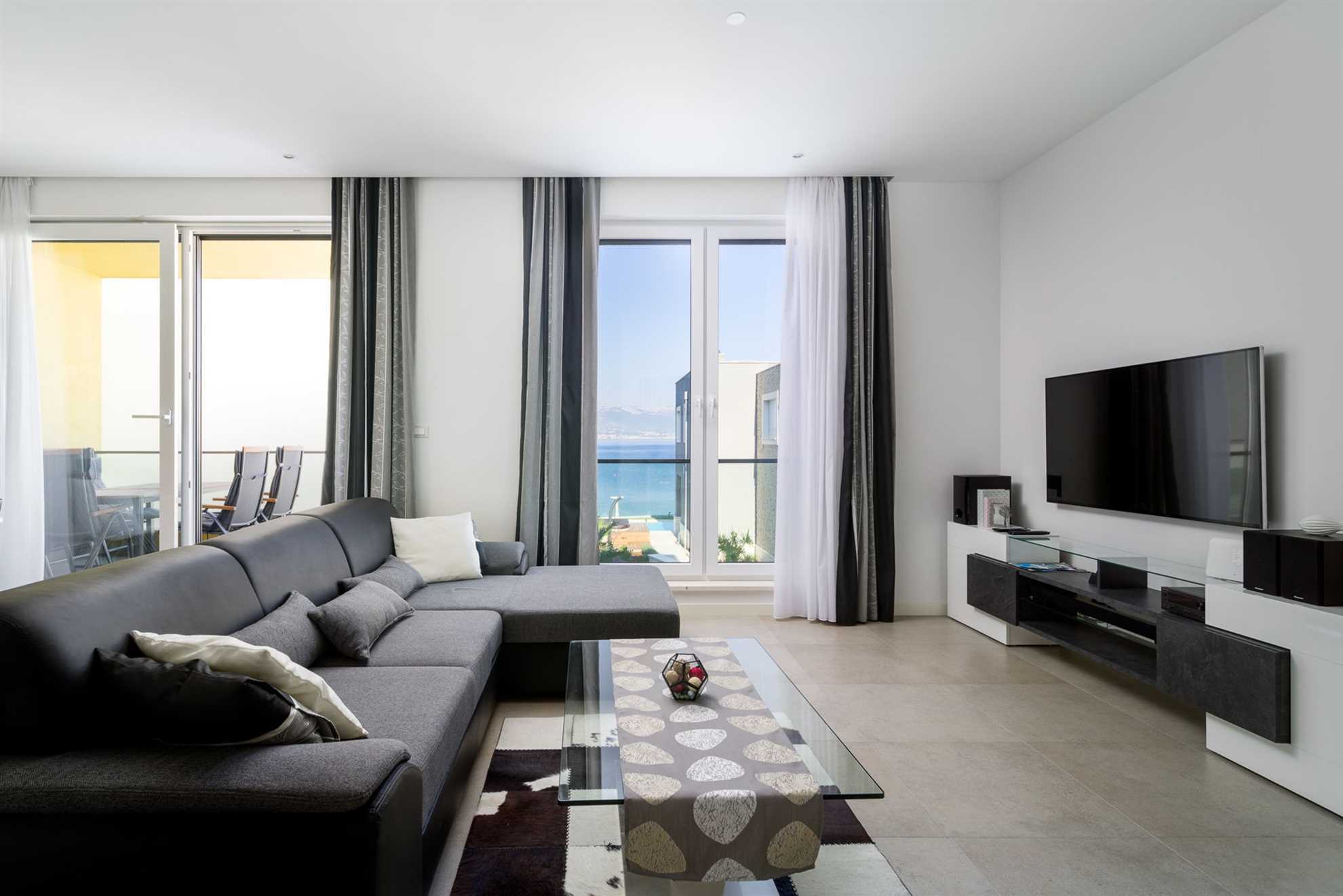 Beachfront Apartment Lemonade VIII