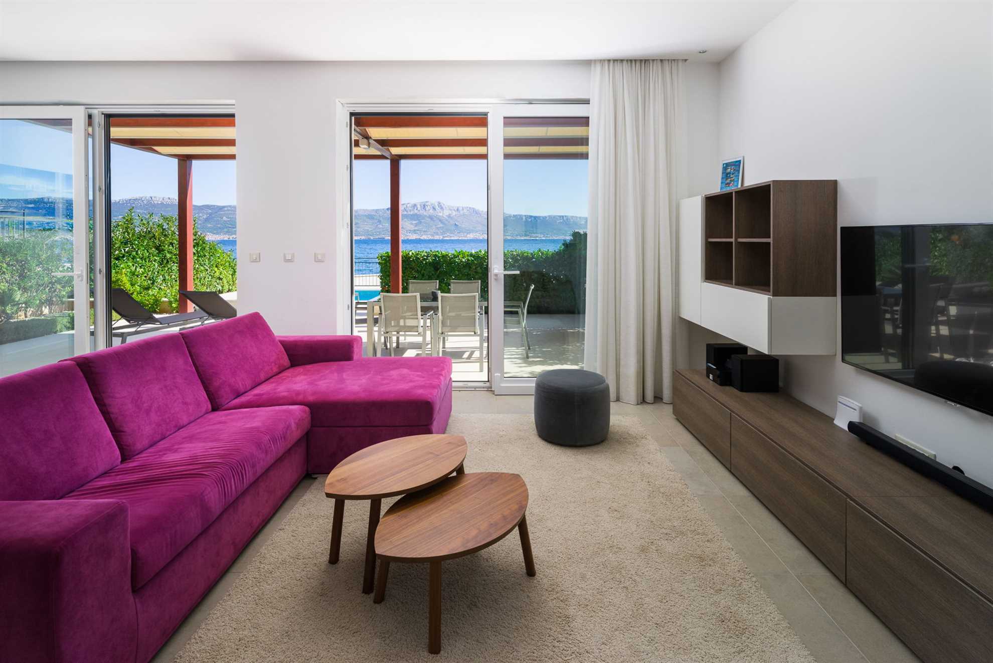 Beachfront Villa Lemonade with Pool III