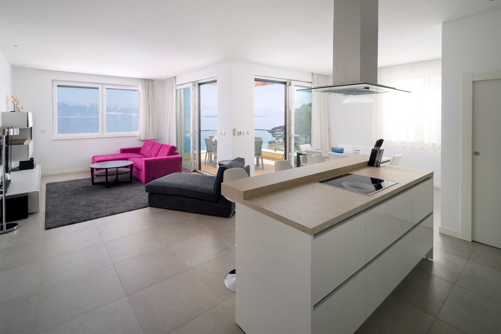 Beachfront Villa Lemonade with Pool II