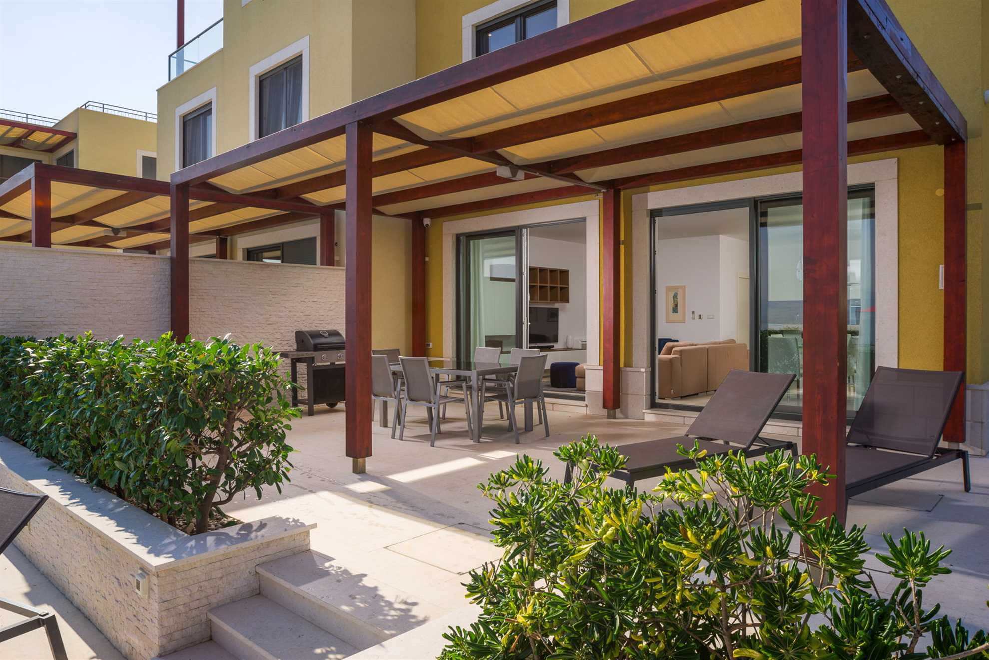 Beachfront Villa Lemonade with Pool I