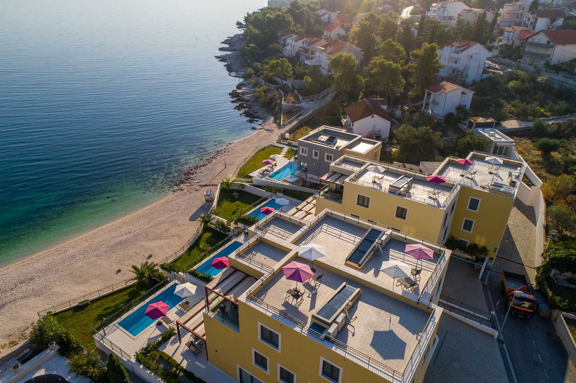Beachfront Villa Lemonade with Pool I