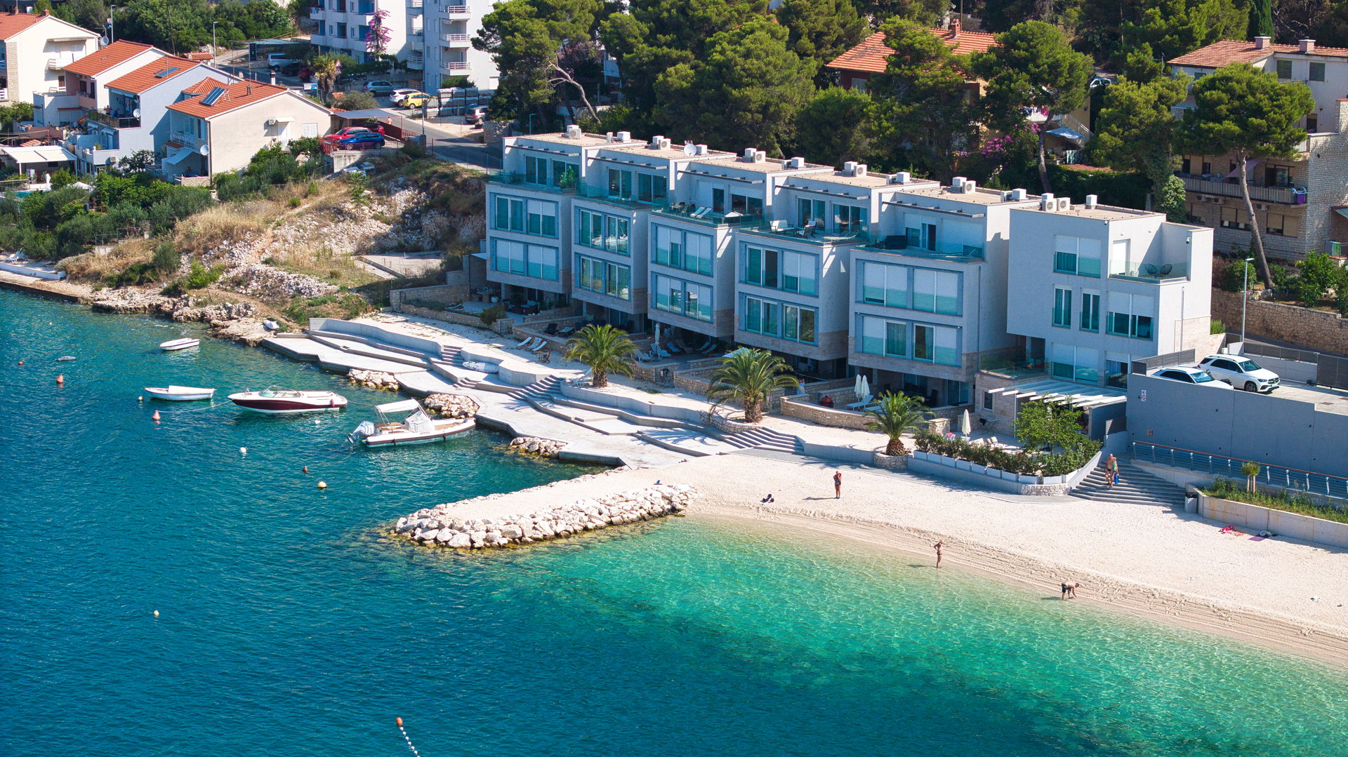 Beachfront Villa Deep Blue with Pool I