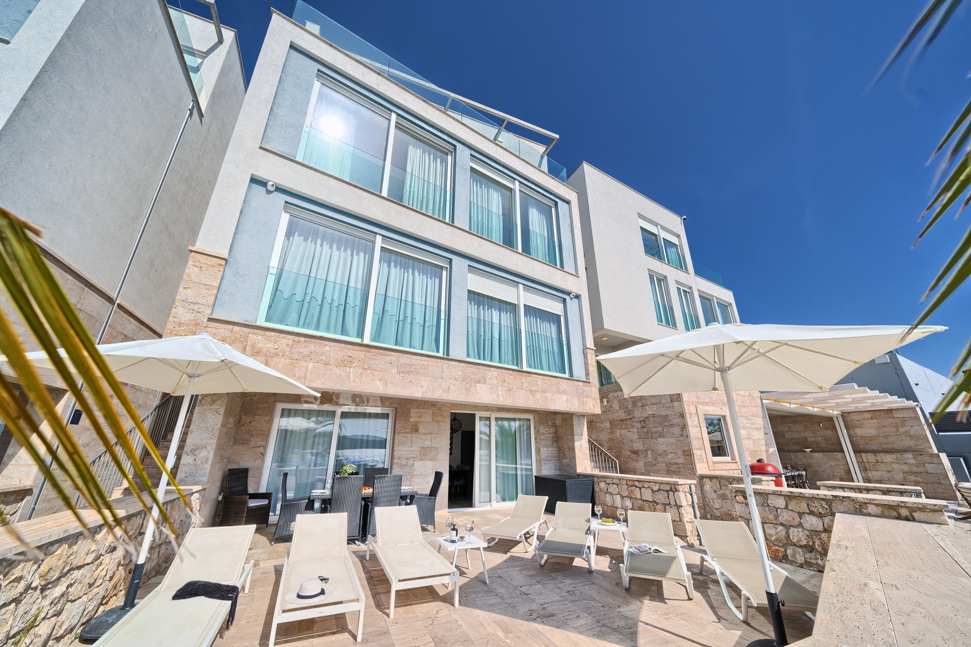 Beachfront Villa Deep Blue with Pool I