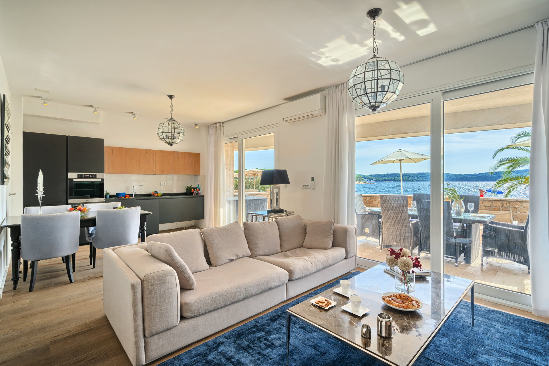 Beachfront Villa Deep Blue with Pool I