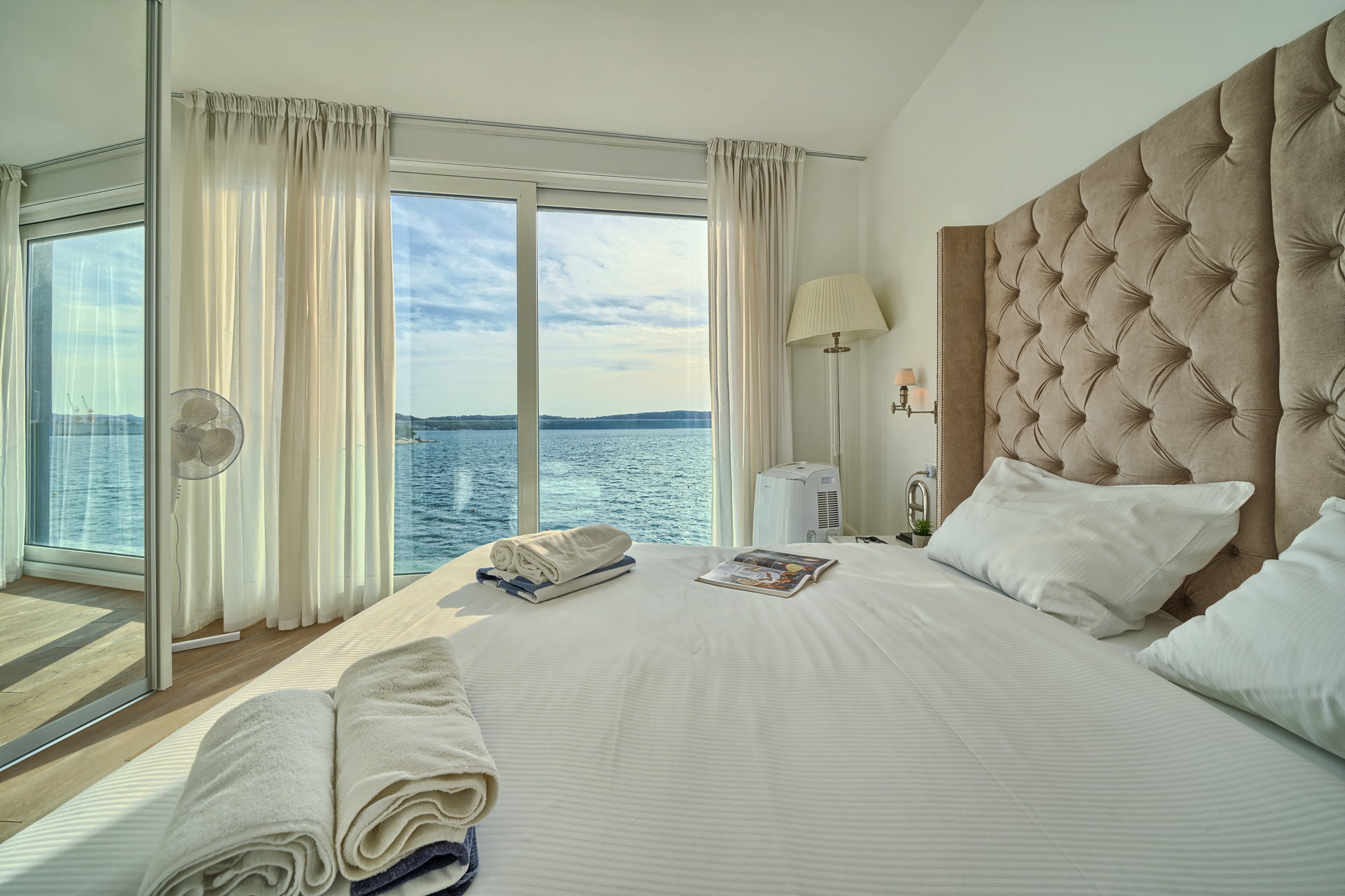 Beachfront Villa Deep Blue with Pool I