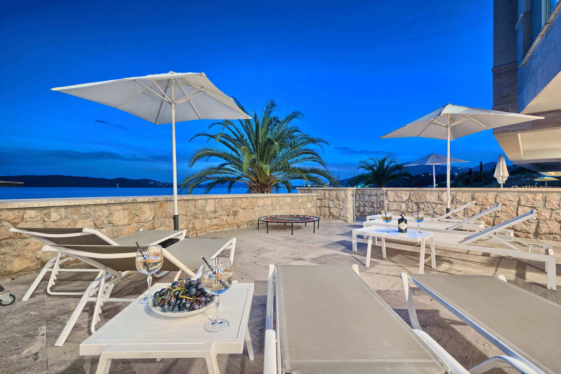 Beachfront Villa Deep Blue with Pool I