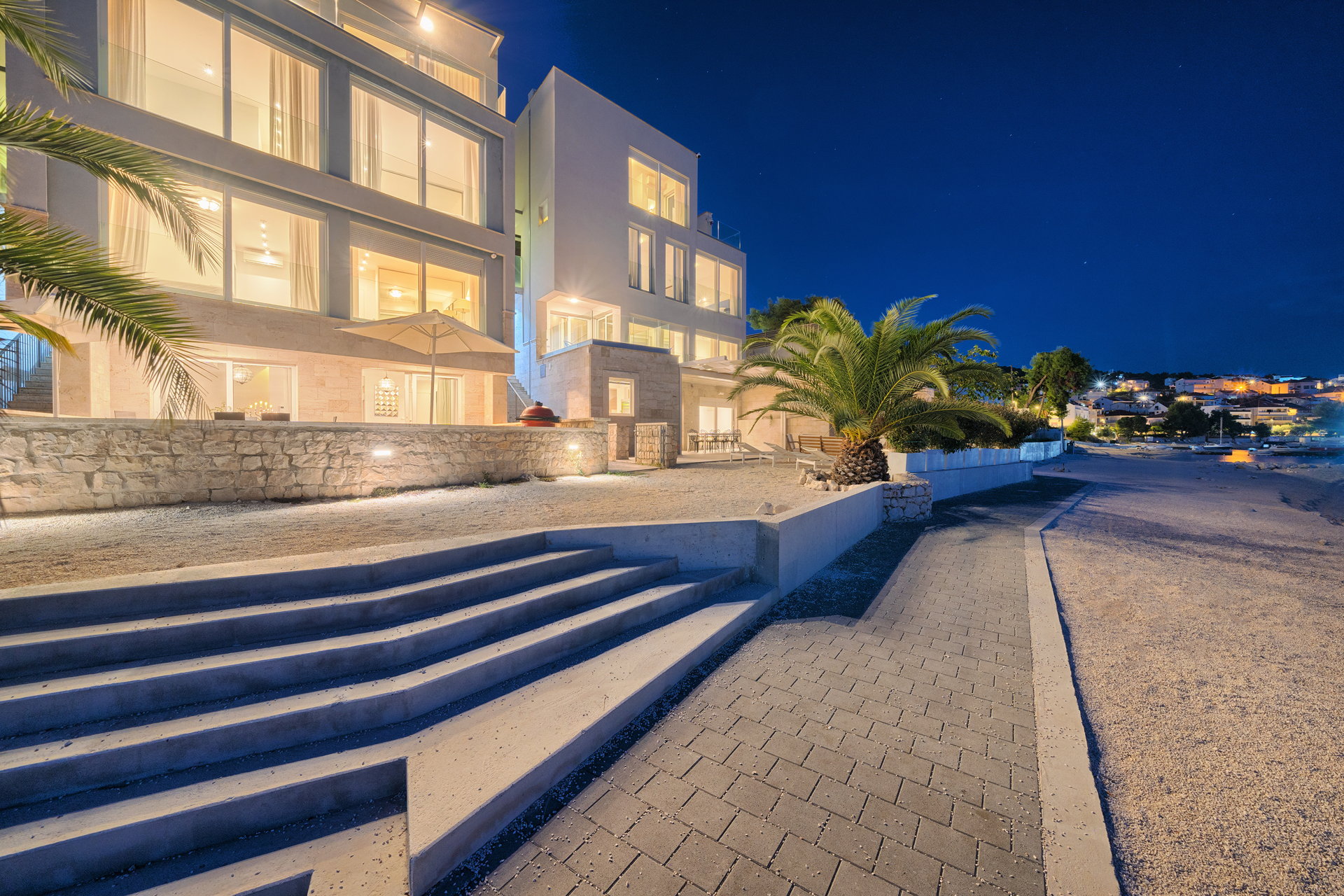 Beachfront Villa Deep Blue with Pool I