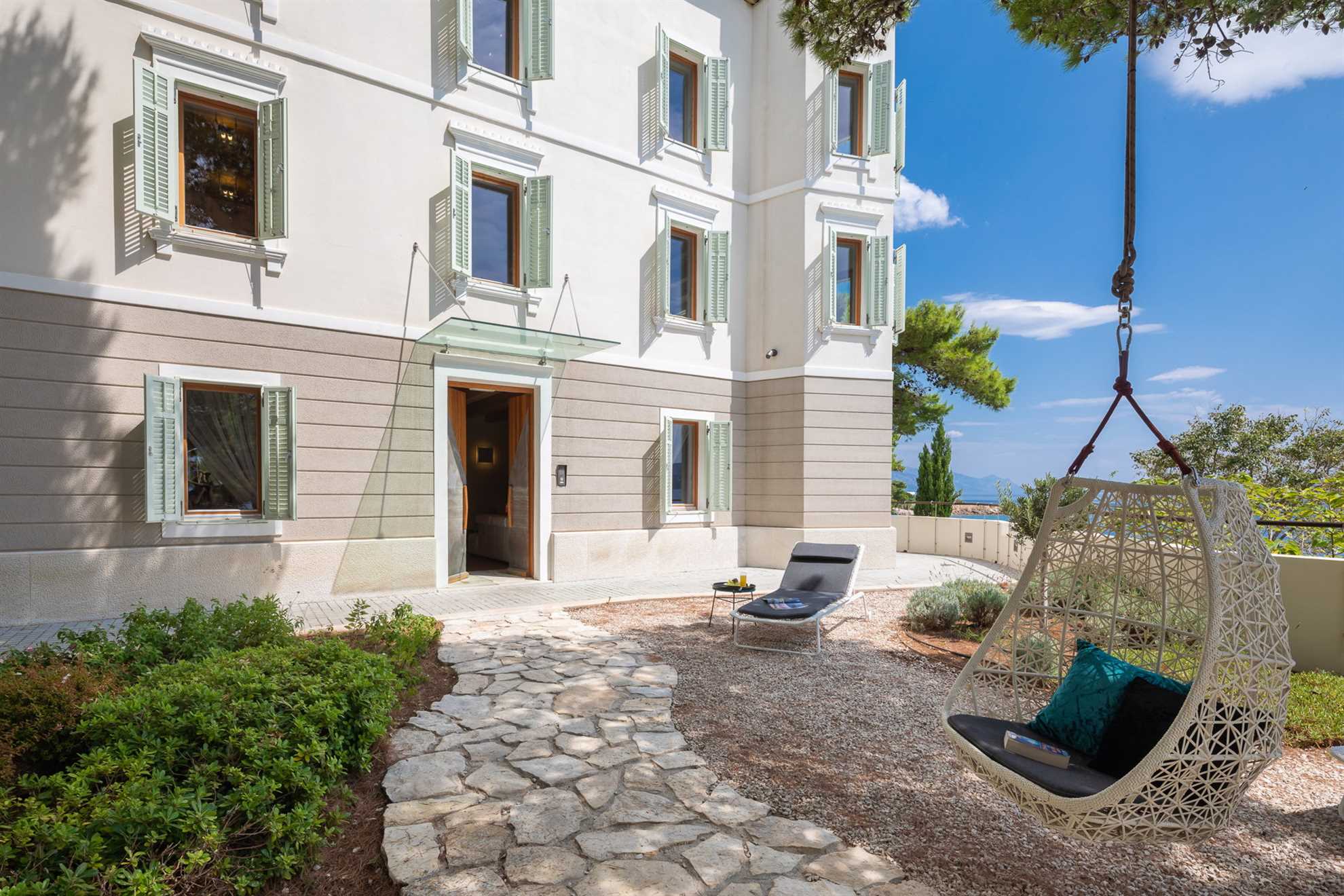 Beachfront Villa Castellum with Pool
