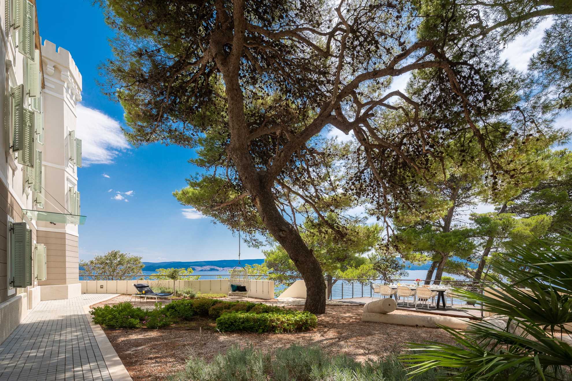Beachfront Villa Castellum with Pool