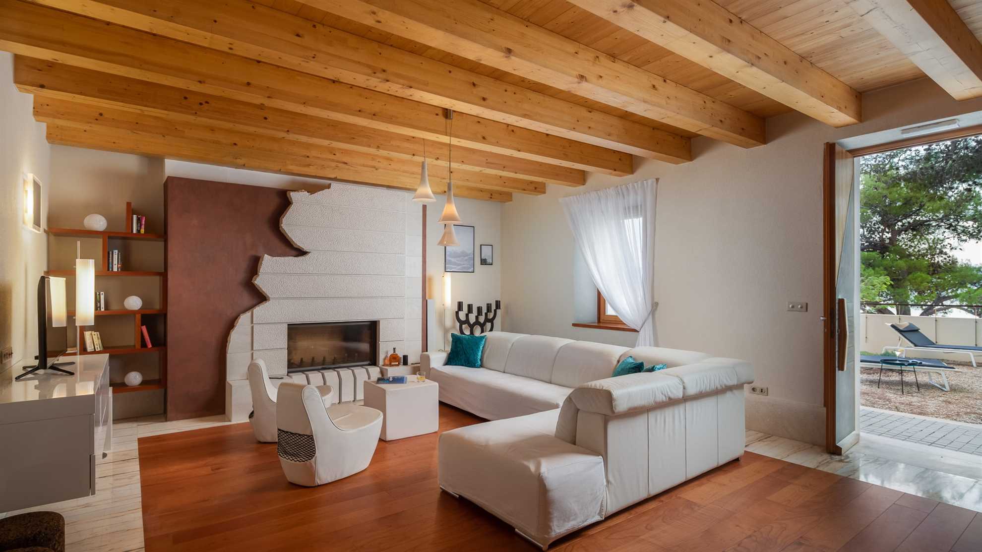 Beachfront Villa Castellum with Pool