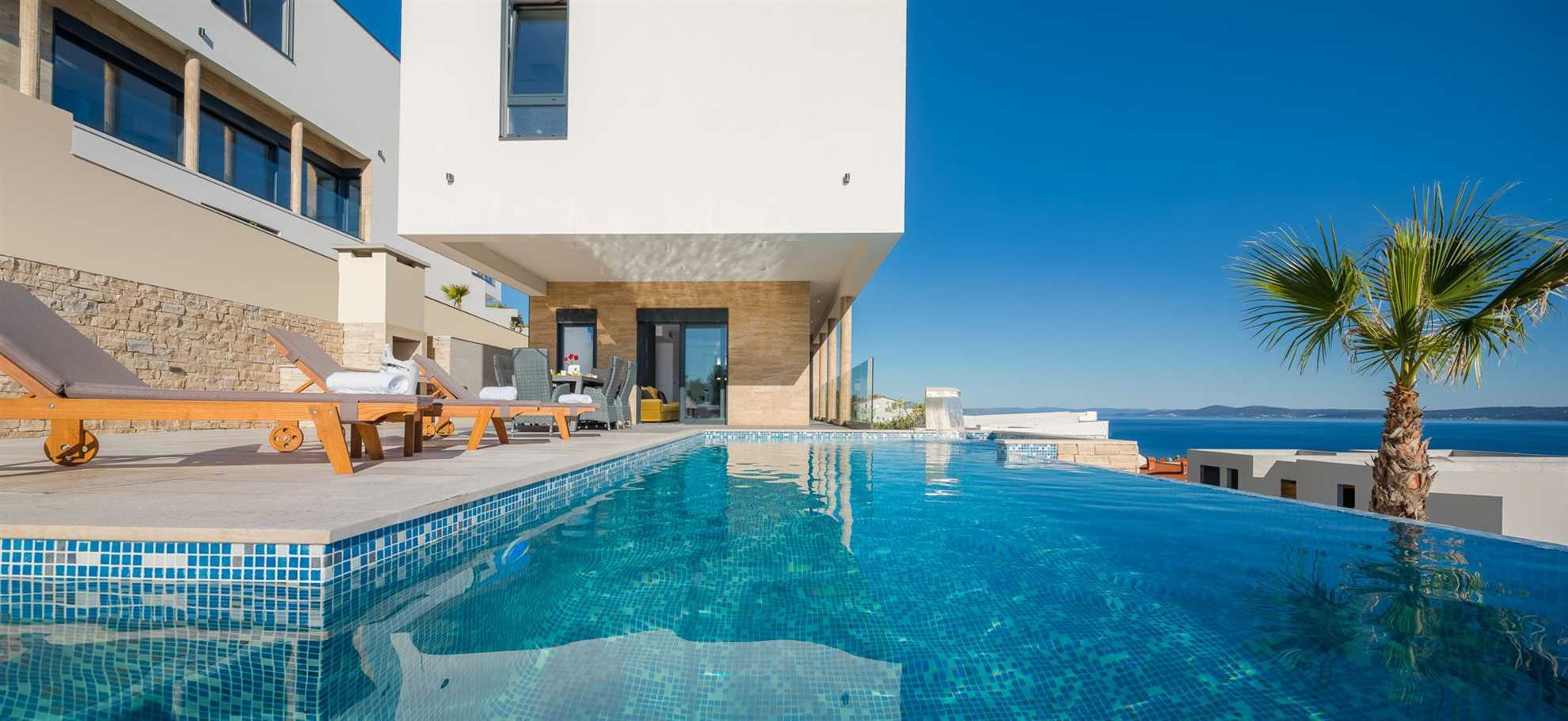 Luxury Villa White Pearl with Pool