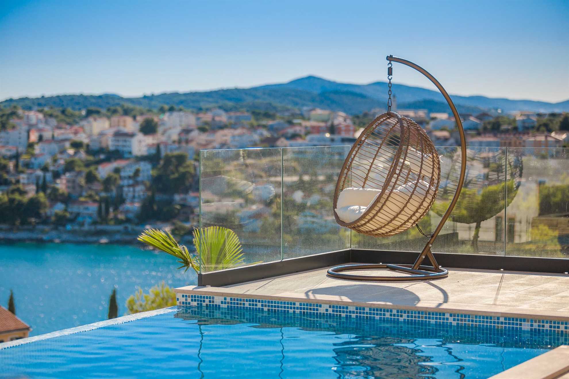 Luxury Villa White Pearl with Pool