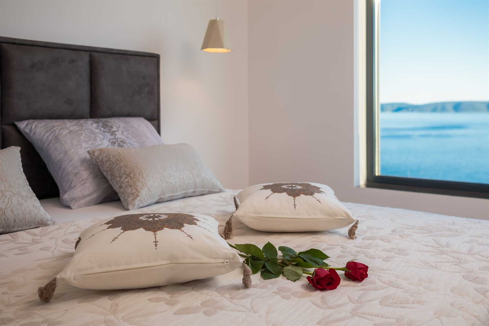 Luxury Villa White Pearl with Pool