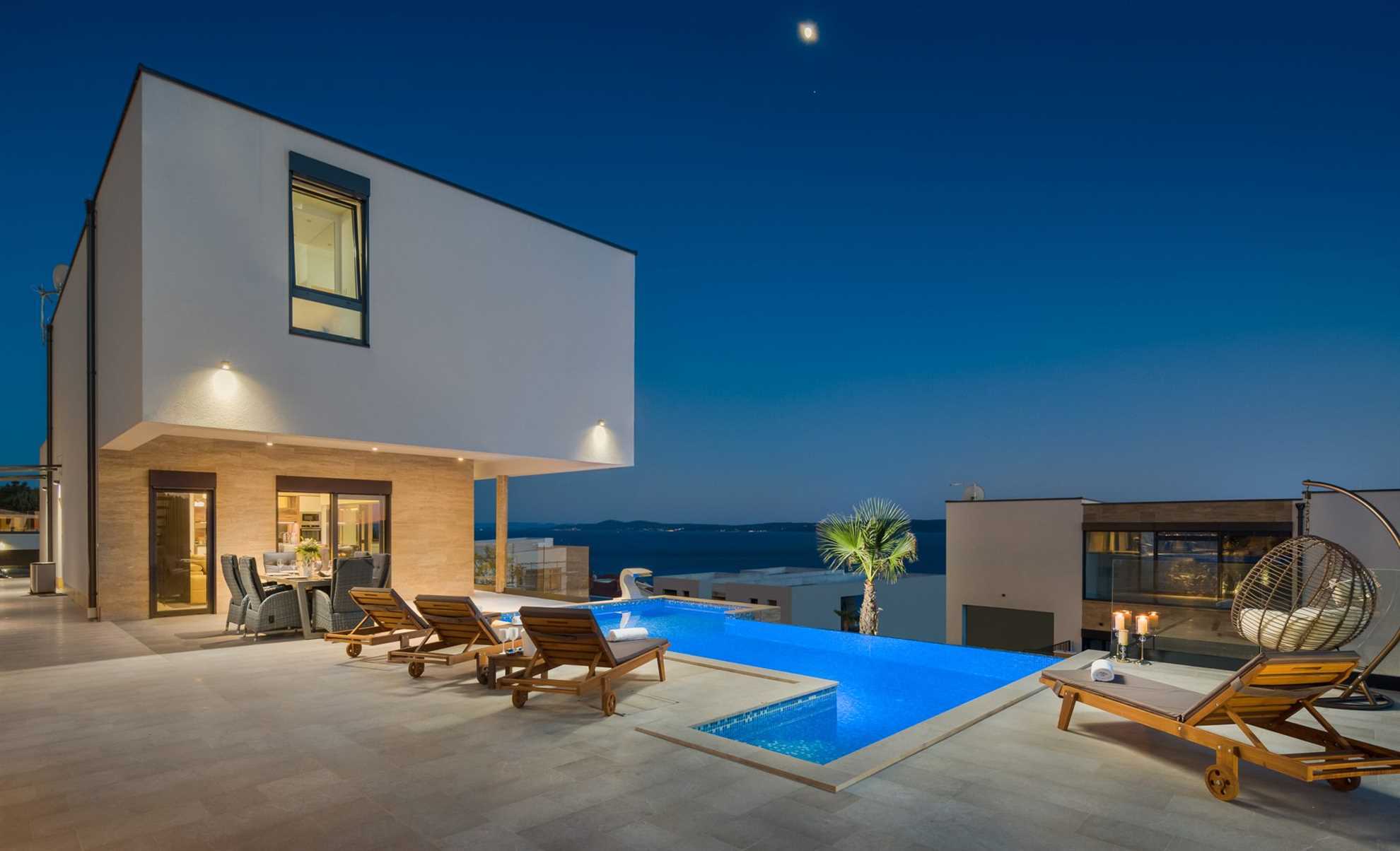 Luxury Villa White Pearl with Pool