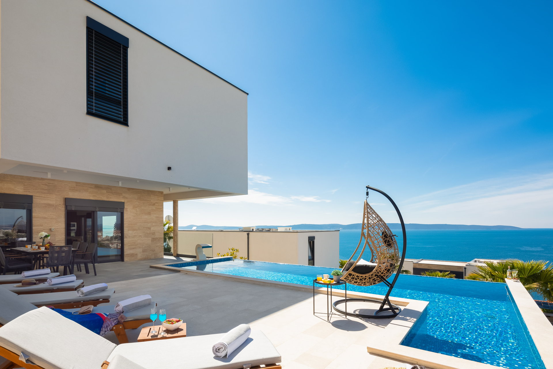 Luxury Villa Black Pearl with Pool