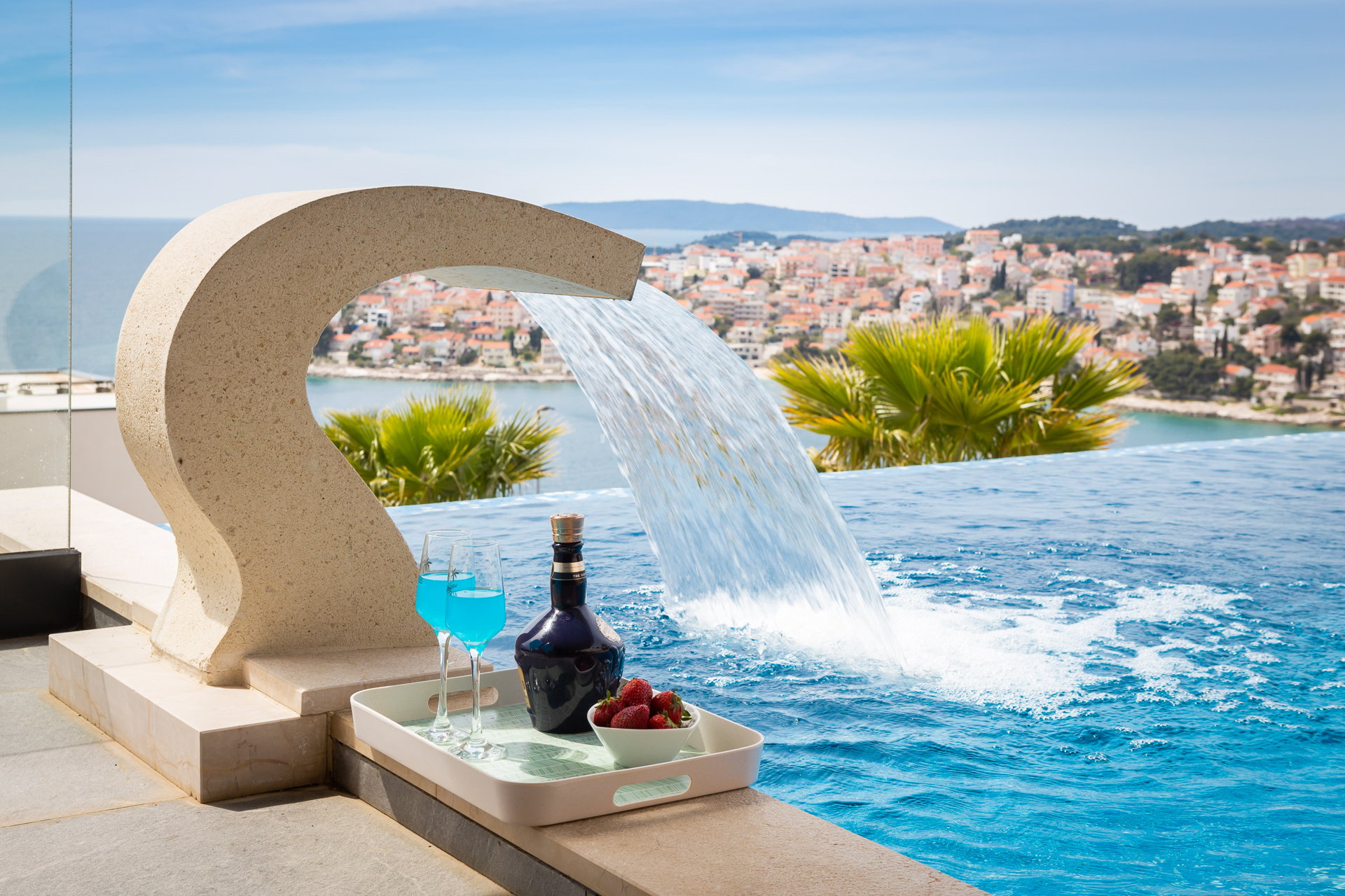 Luxury Villa Black Pearl with Pool