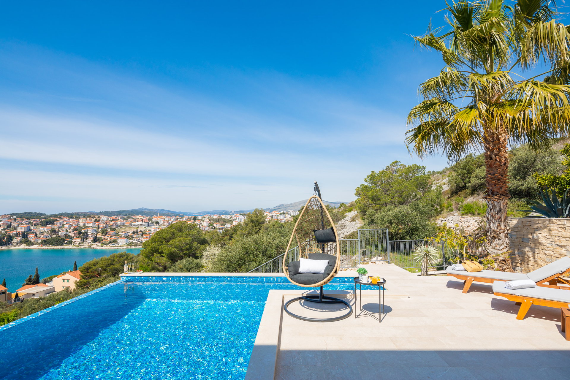 Luxury Villa Black Pearl with Pool