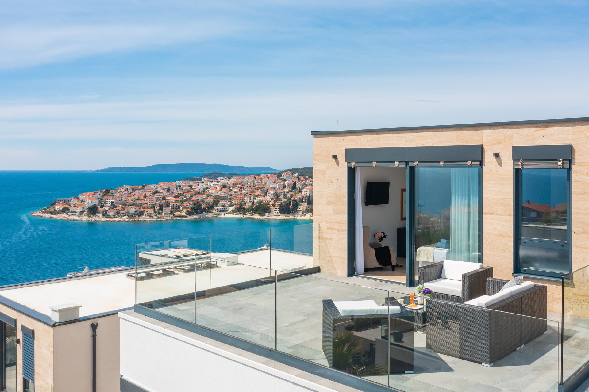 Luxury Villa Black Pearl with Pool