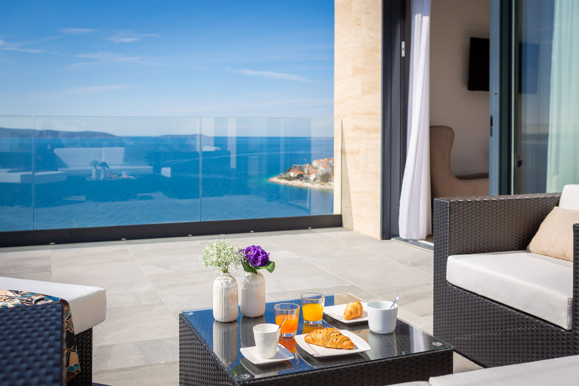Luxury Villa Black Pearl with Pool