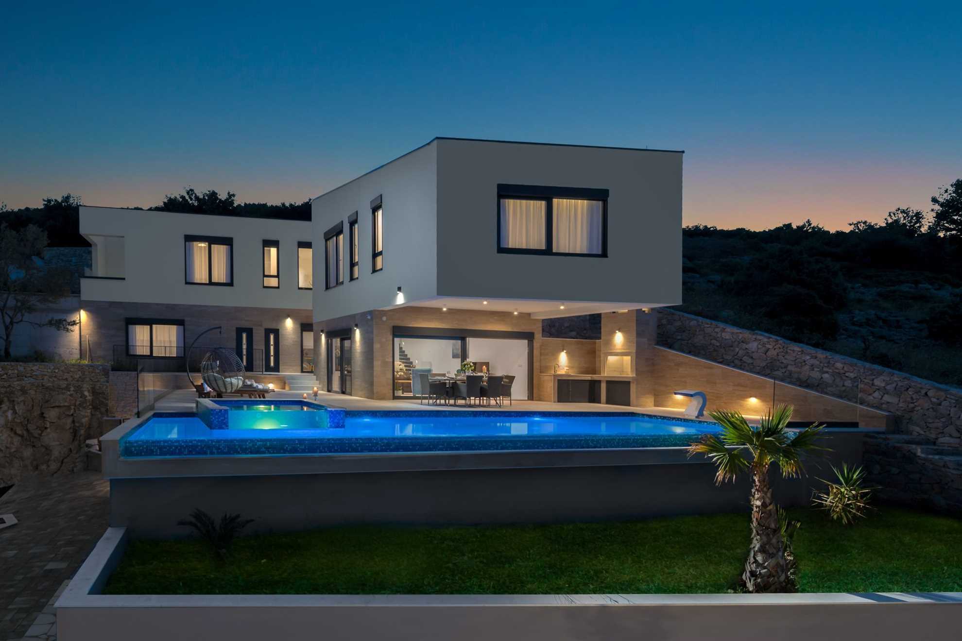 Image of Luxury Villa Gold Pearl with Pool