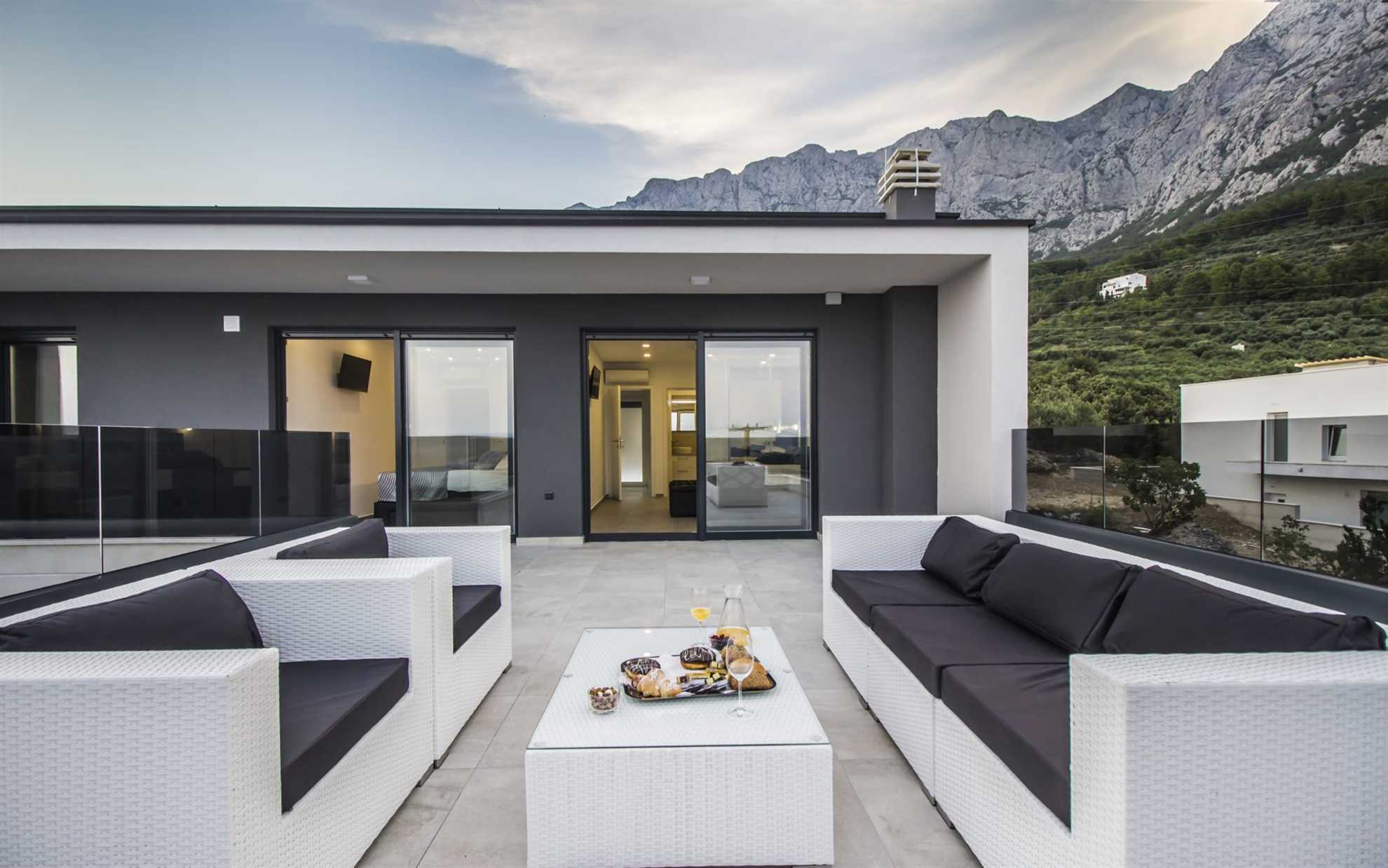 Luxury Villa High Hopes with Pool