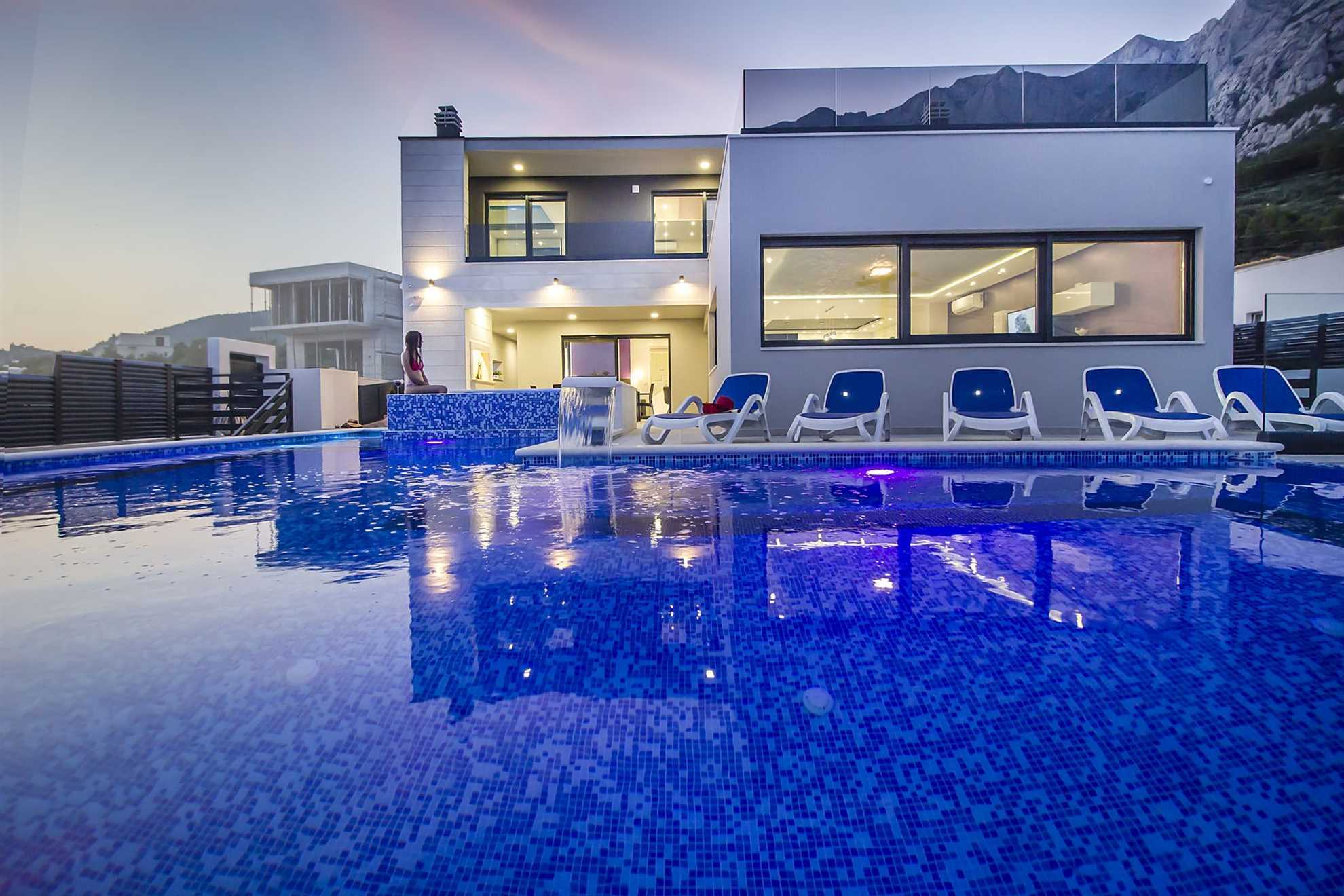 Luxury Villa High Hopes with Pool