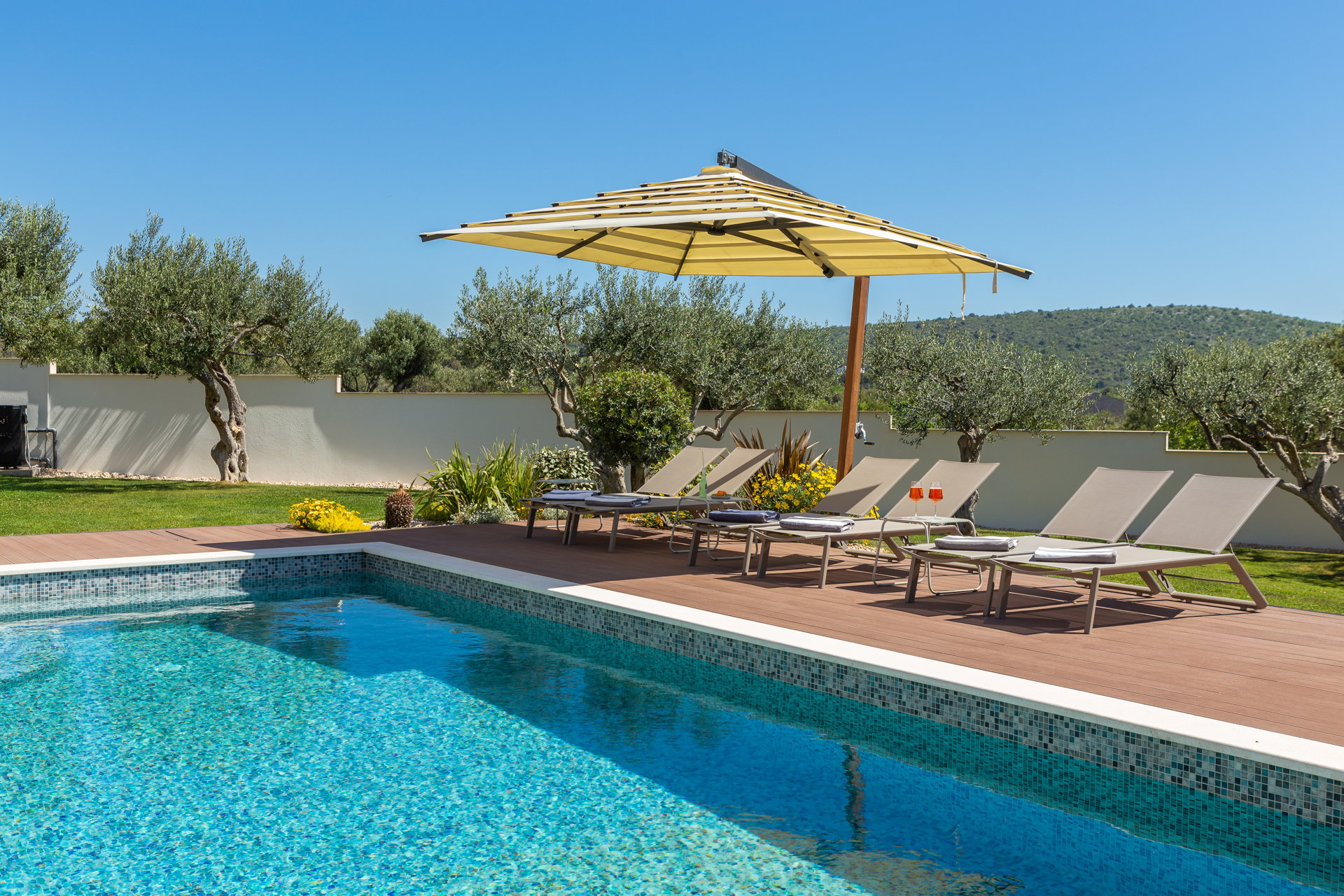 Luxury Villa Cinderella with Swimming Pool