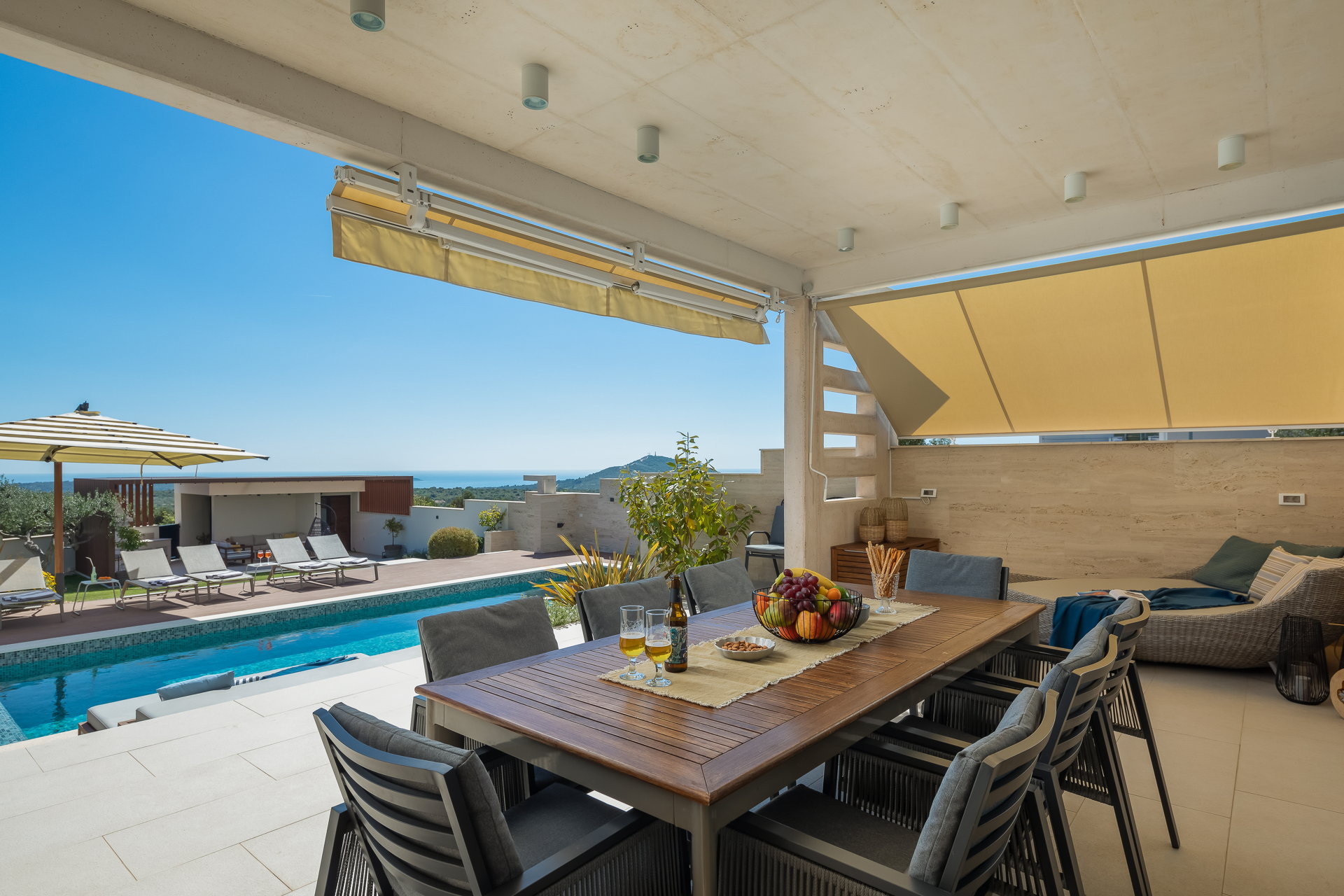 Luxury Villa Cinderella with Swimming Pool