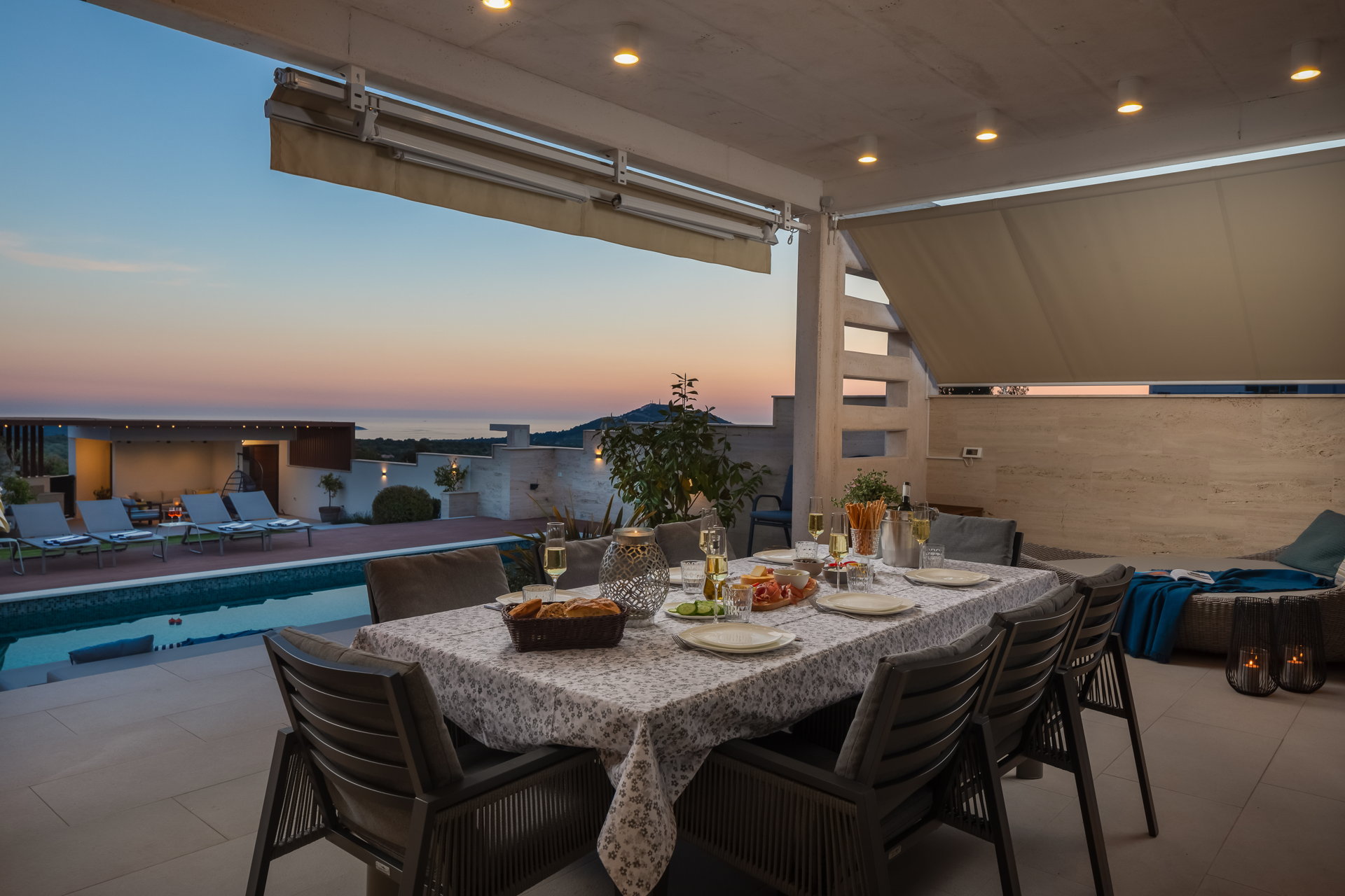 Luxury Villa Cinderella with Swimming Pool