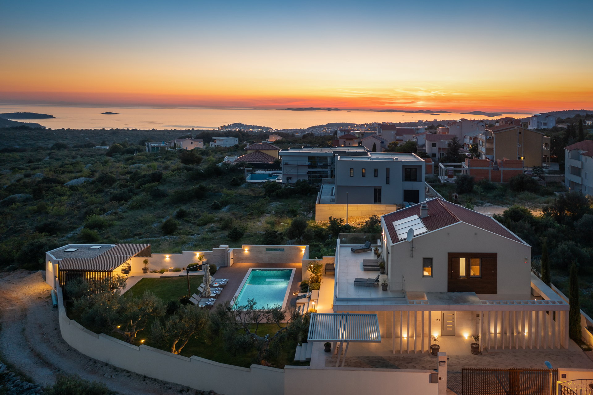 Luxury Villa Cinderella with Swimming Pool