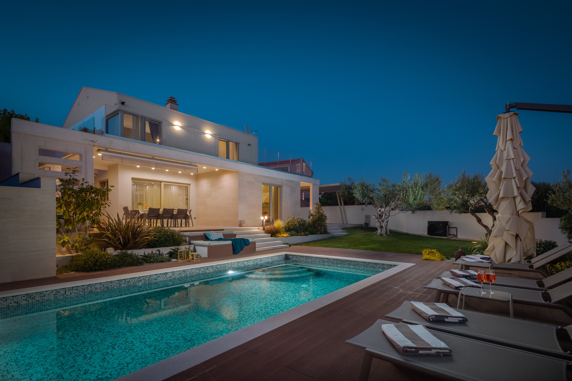 Luxury Villa Cinderella with Swimming Pool