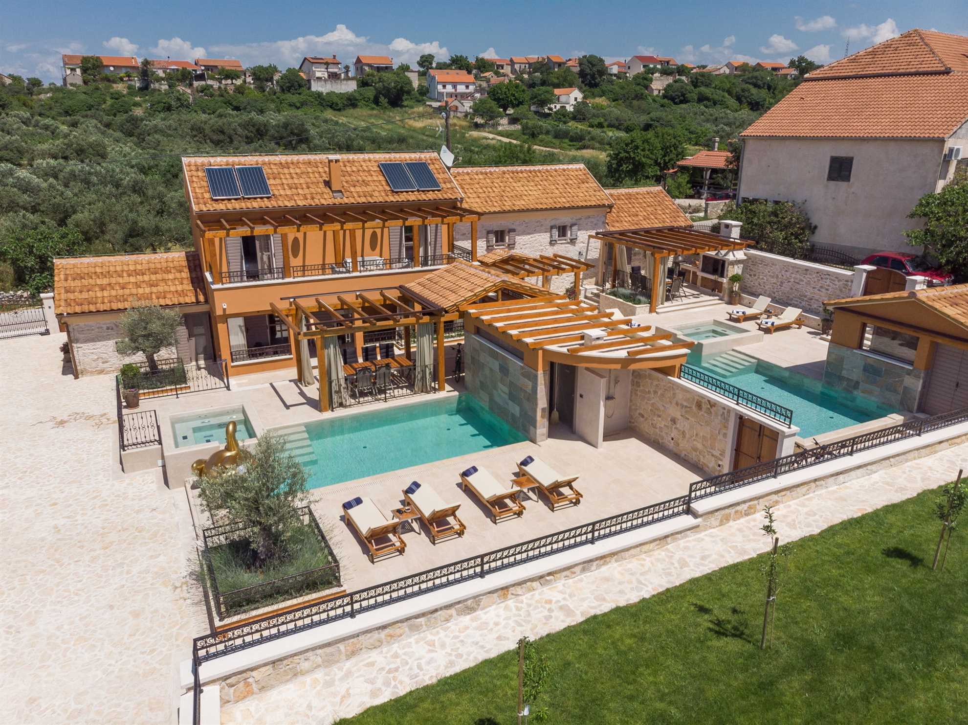 Holiday Home La Verna with Pool