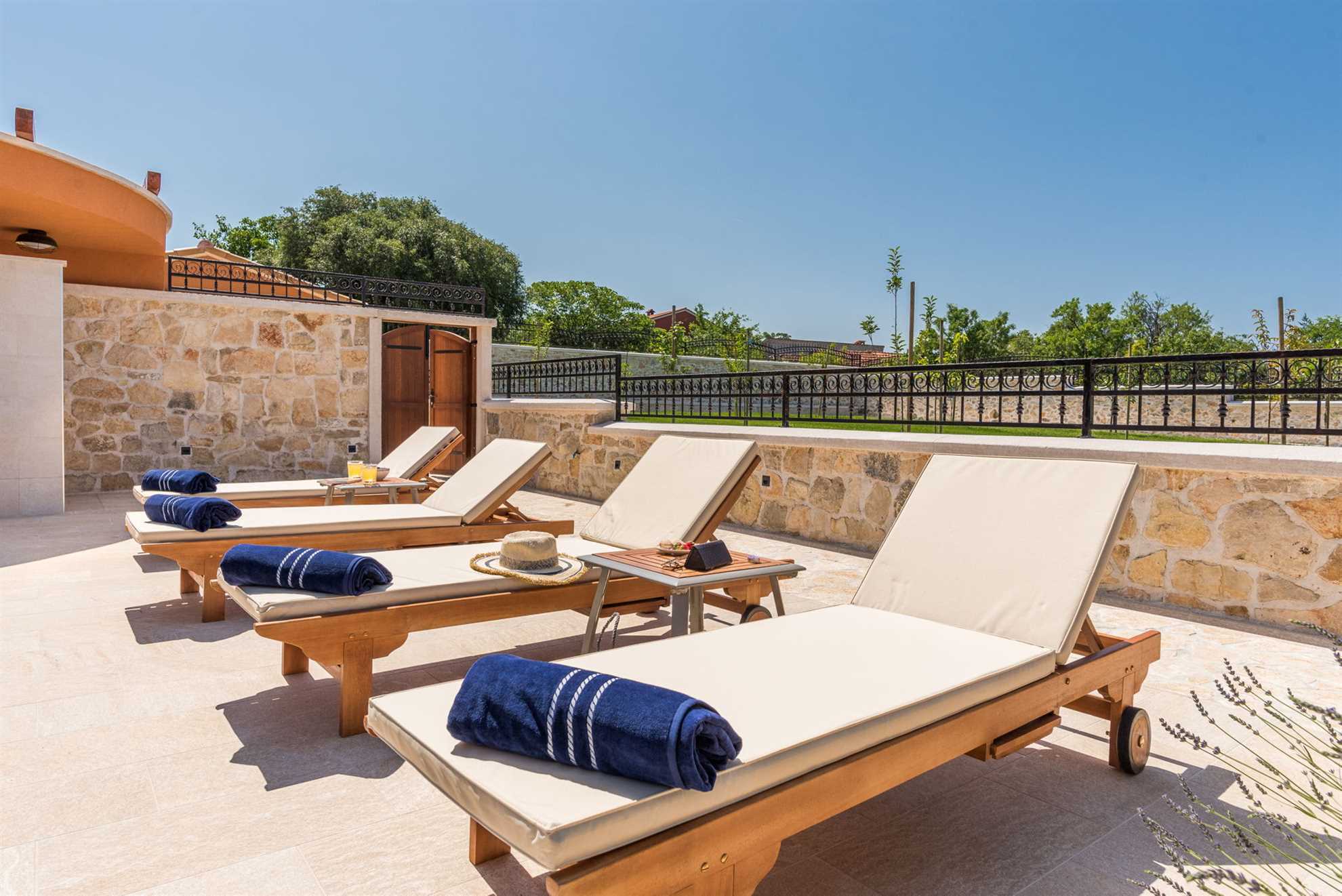 Holiday Home La Verna with Pool