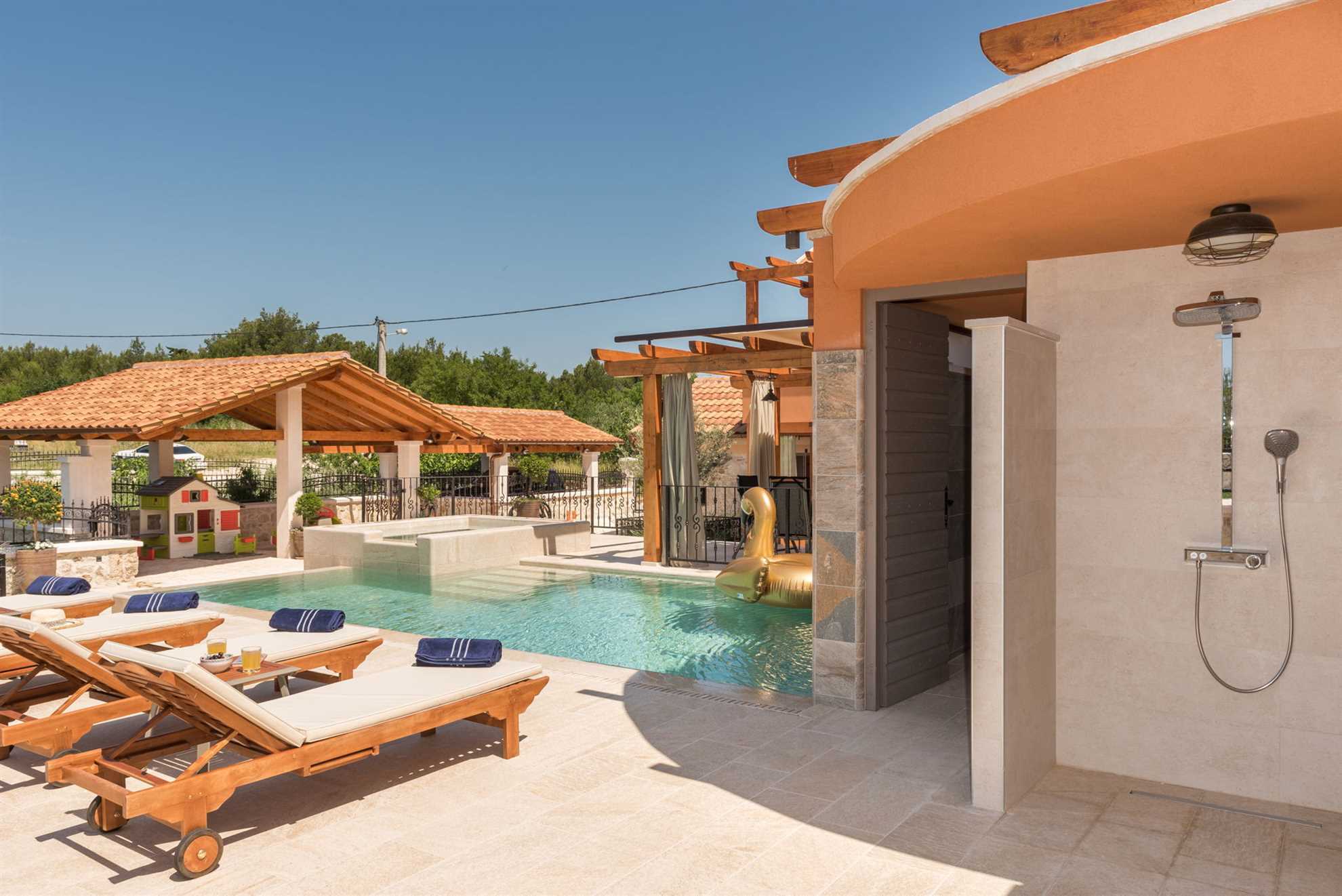 Holiday Home La Verna with Pool