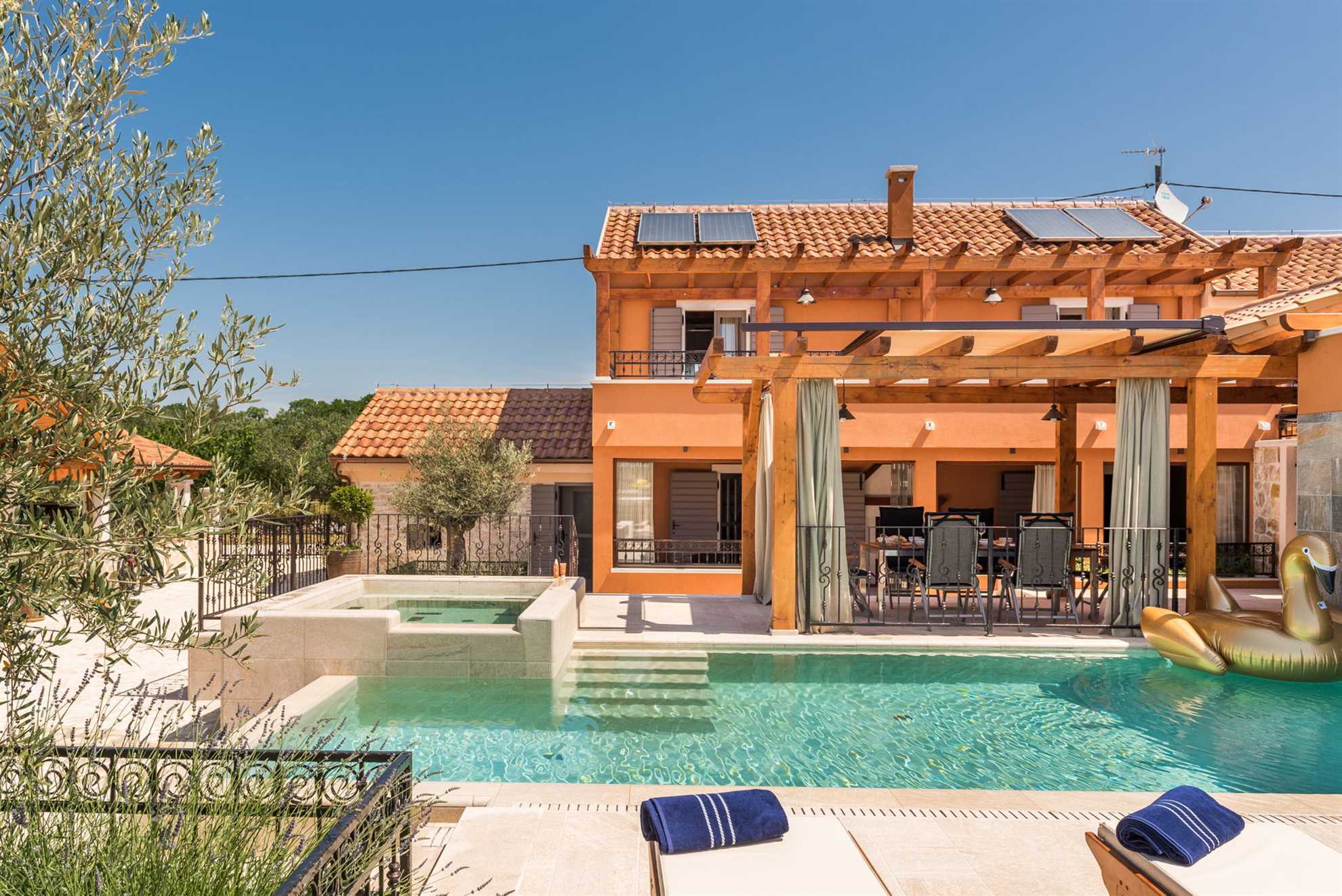 Holiday Home La Verna with Pool