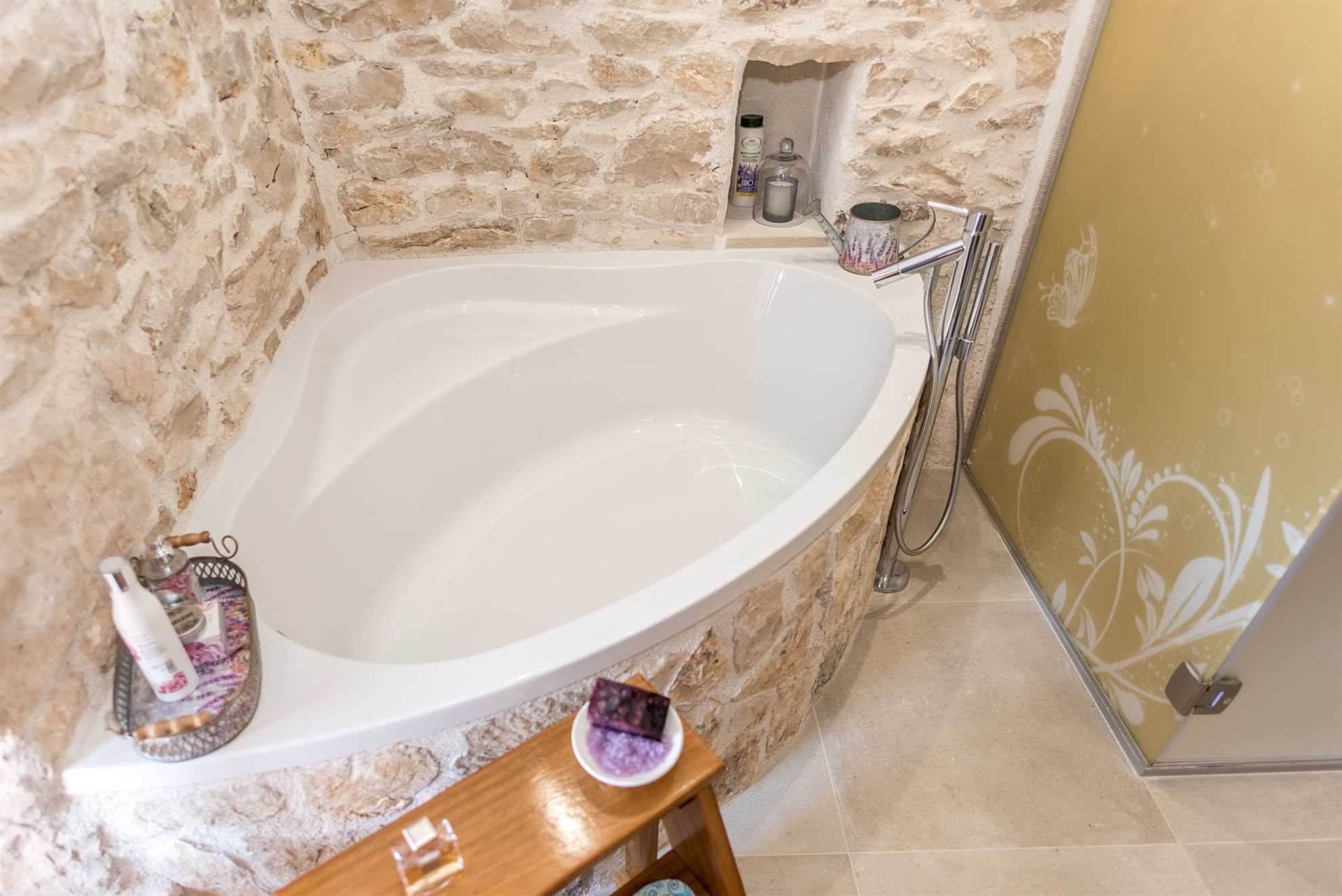 Holiday Home Adora with Pool
