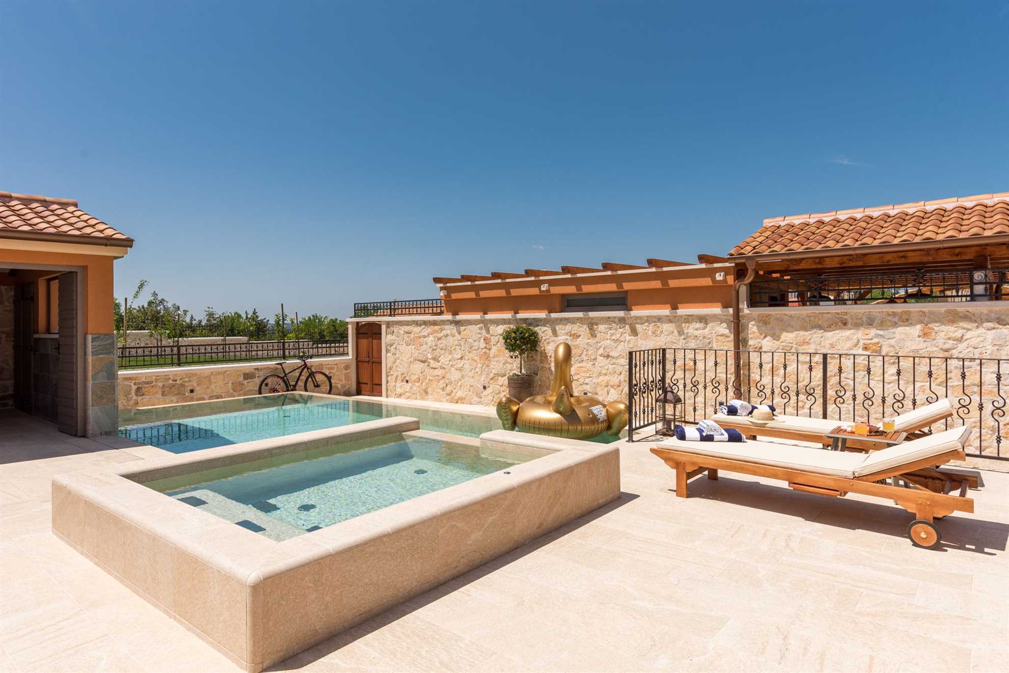 Holiday Home Adora with Pool