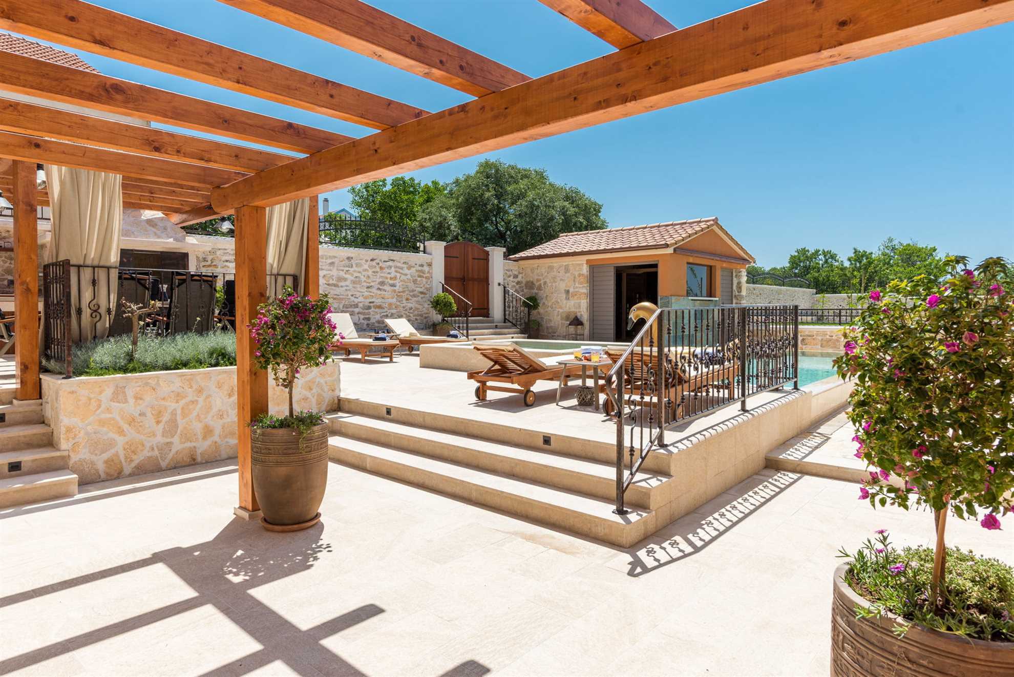 Holiday Home Adora with Pool